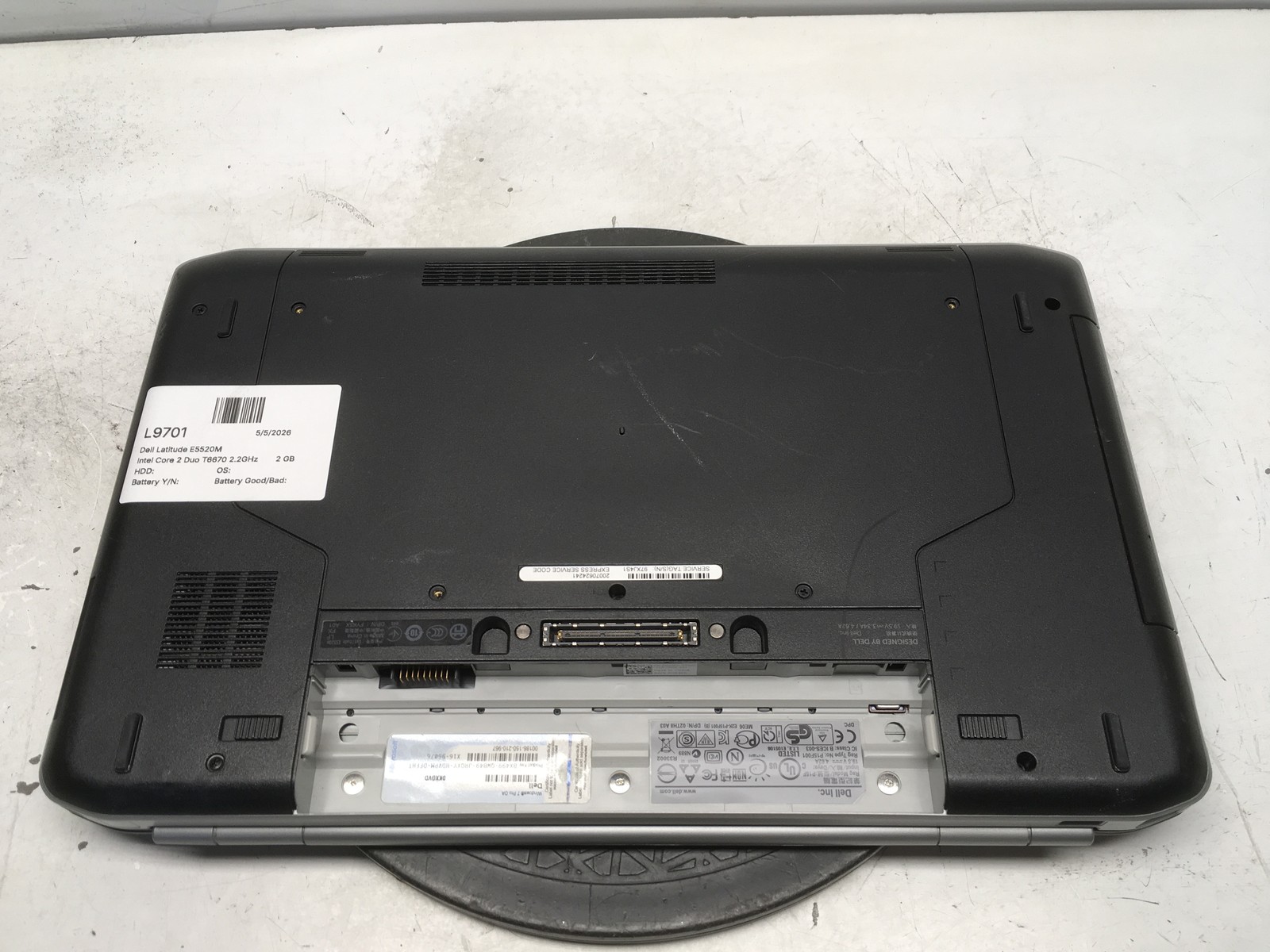 Dell Latitude E5520M Intel Core 2 Duo T6670 2.2GHz 2 GB NO HDD No Batt
