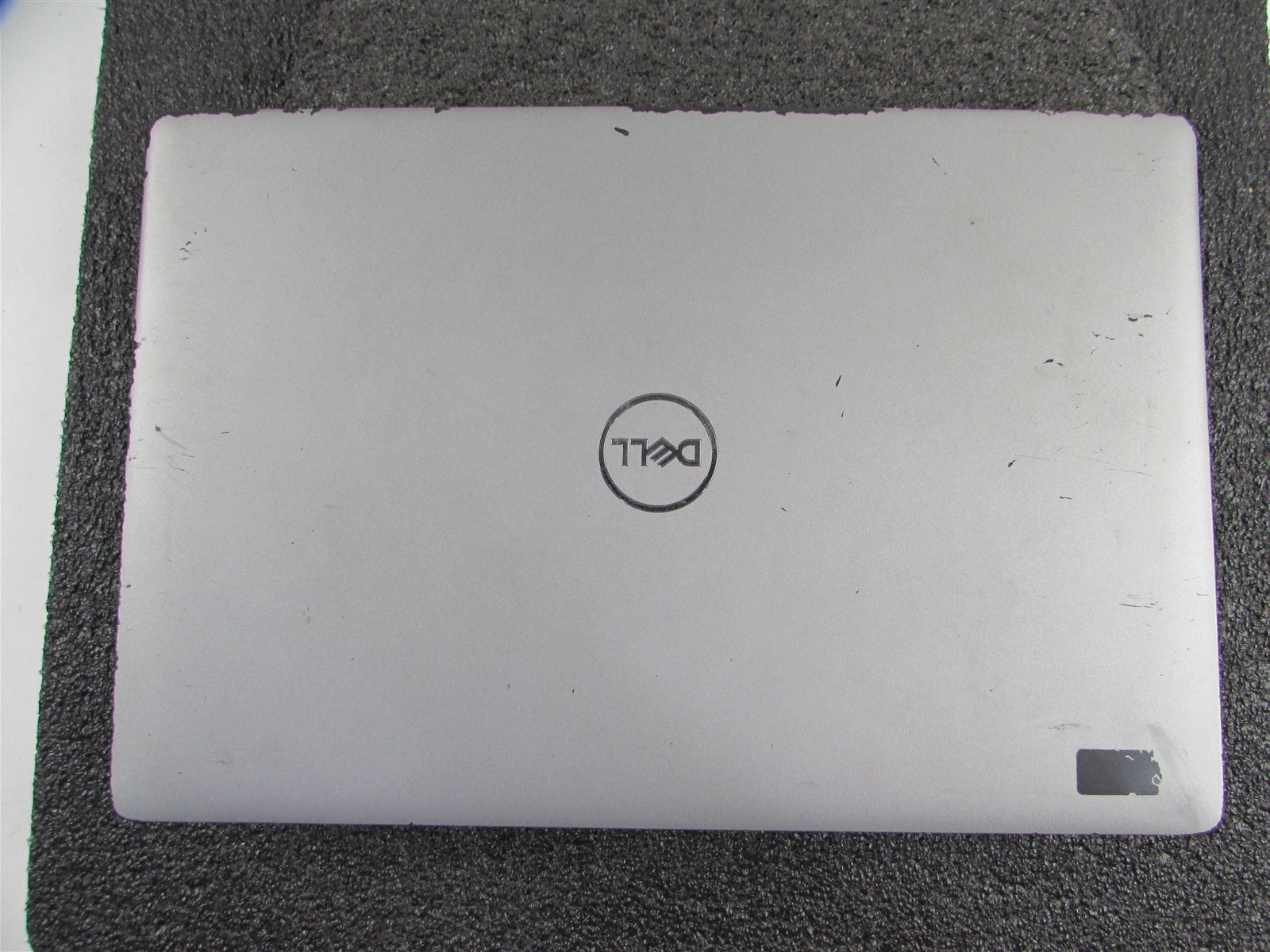 DELL LATITUDE 5410 1920X1080 FHD CORE I7-10810U 256GB SSD 16GB RAM NO O.S/BATT