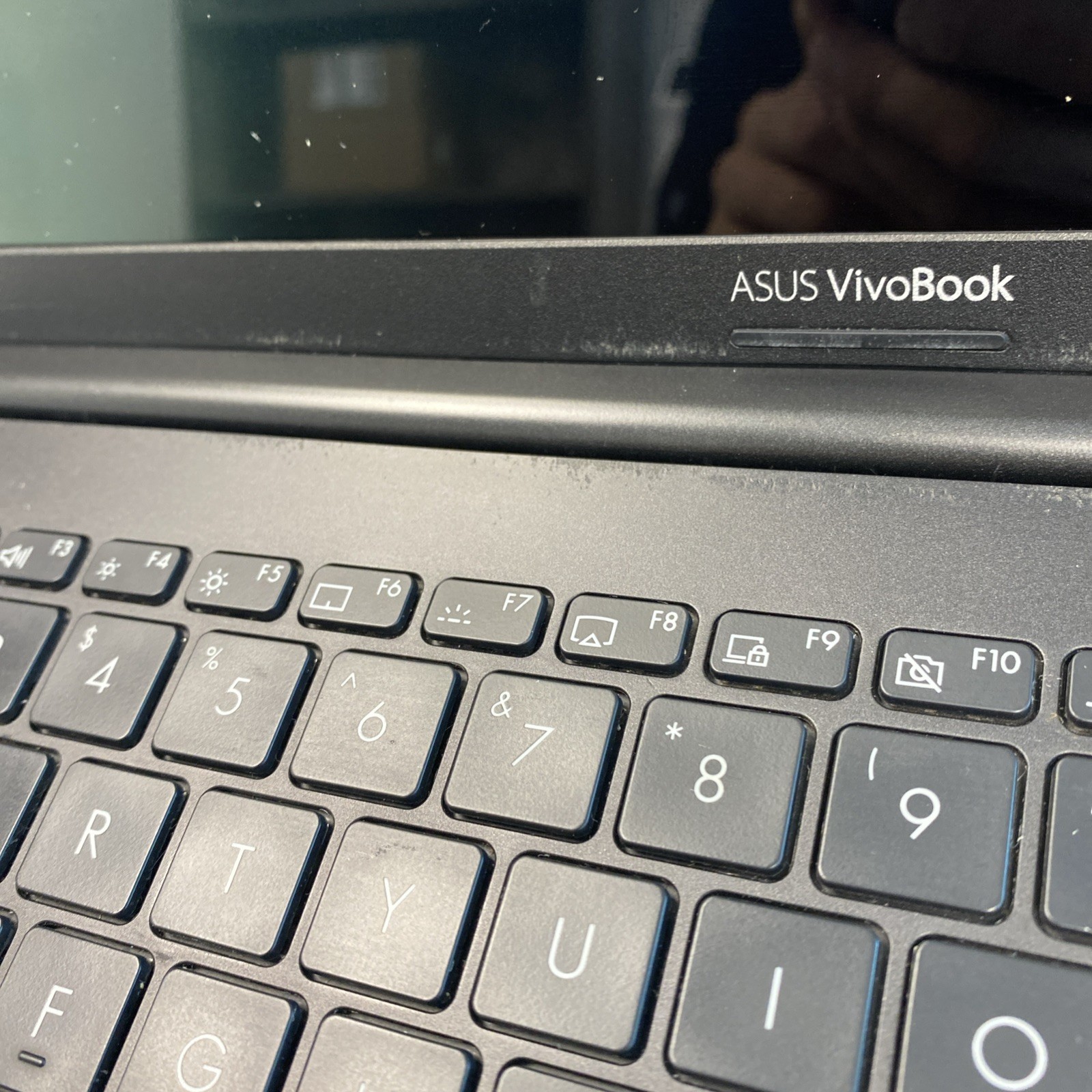 Asus VivoBook 15 K513E Laptop Intel i5-1135G7 16GB RAM 512SSD W11P READ REPAIR