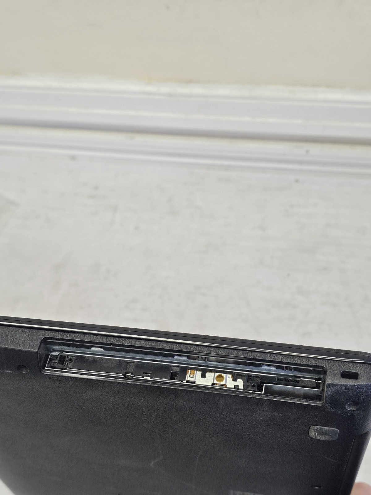 ASUS X553S Laptop – Celeron N3050 – 4GB RAM – Parts/Repair – Read Desc.