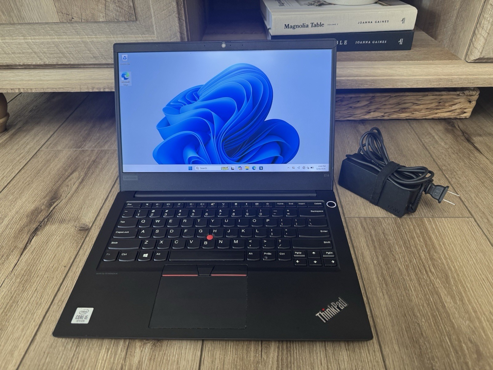 Lenovo ThinkPad E14 Gen 1 14″ FHD i5-10210U 8GB RAM 128GB SSD Win 11 Pro 64-bit