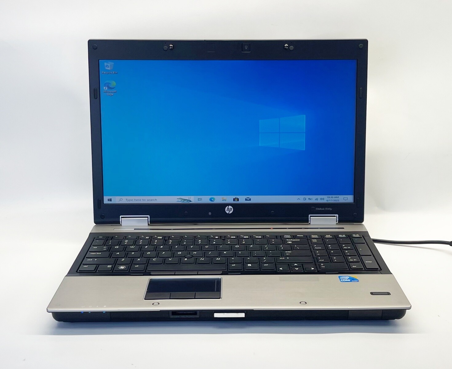 HP EliteBook 8540p NoteBook PC 15.6″ i5-560M 2.67GHz 8GB RAM +Adapter