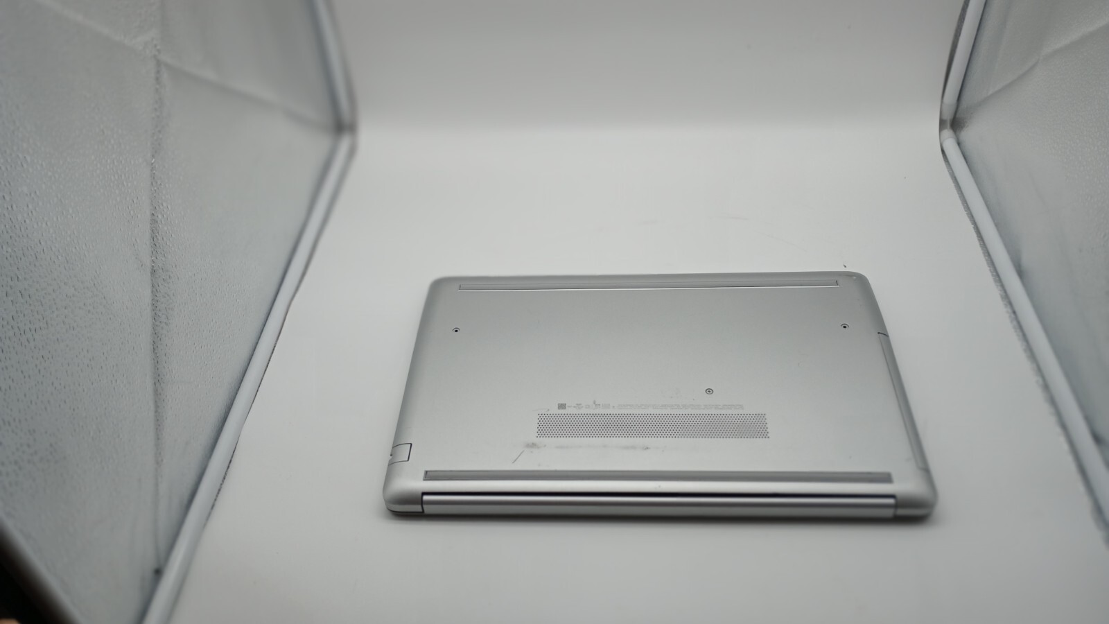 HP 15-db0xxx w/charger.Ryzen 5(4cores,8threads).16GB.128 M.2.15.6″Touch.Nice