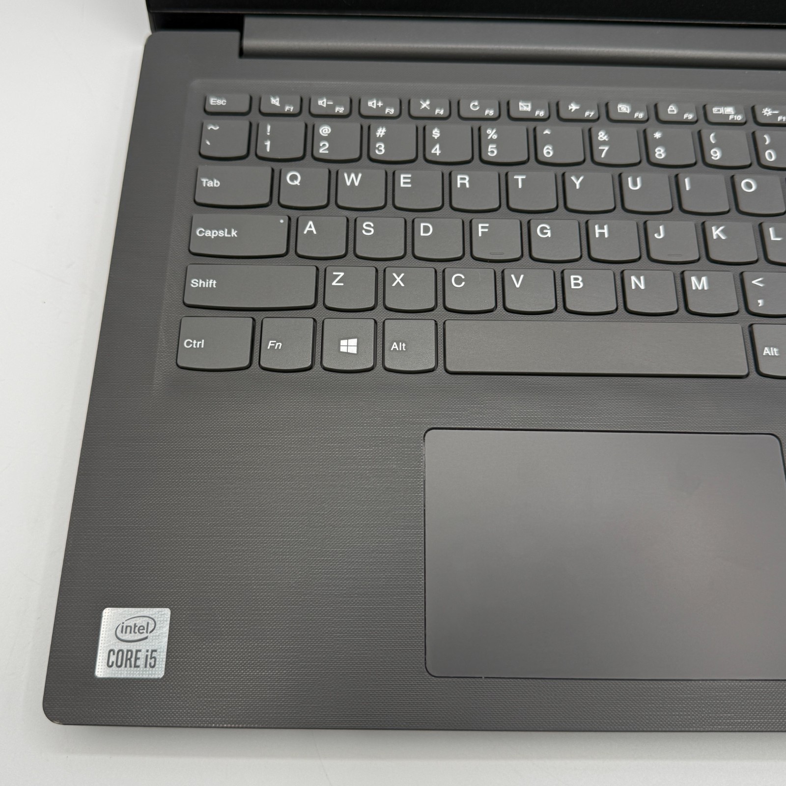 Lenovo V14-IIL 14″ i5-1035G1 8GB RAM 256GB SSD Win 11 Pro Laptop Battery 94%