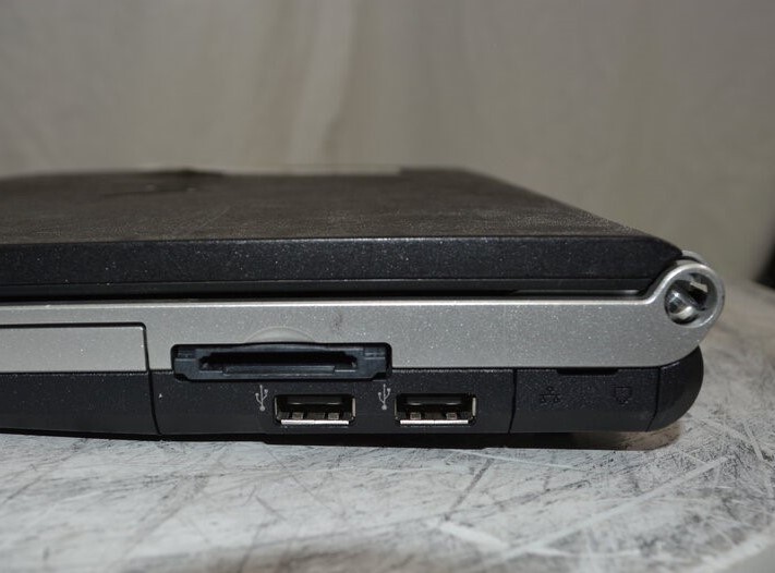 SONY VGN-SZ645P PCG-6V1L laptop INTEL CORE2 DUO T7500 2.2GHz 2GB 160GB SEE NOTES