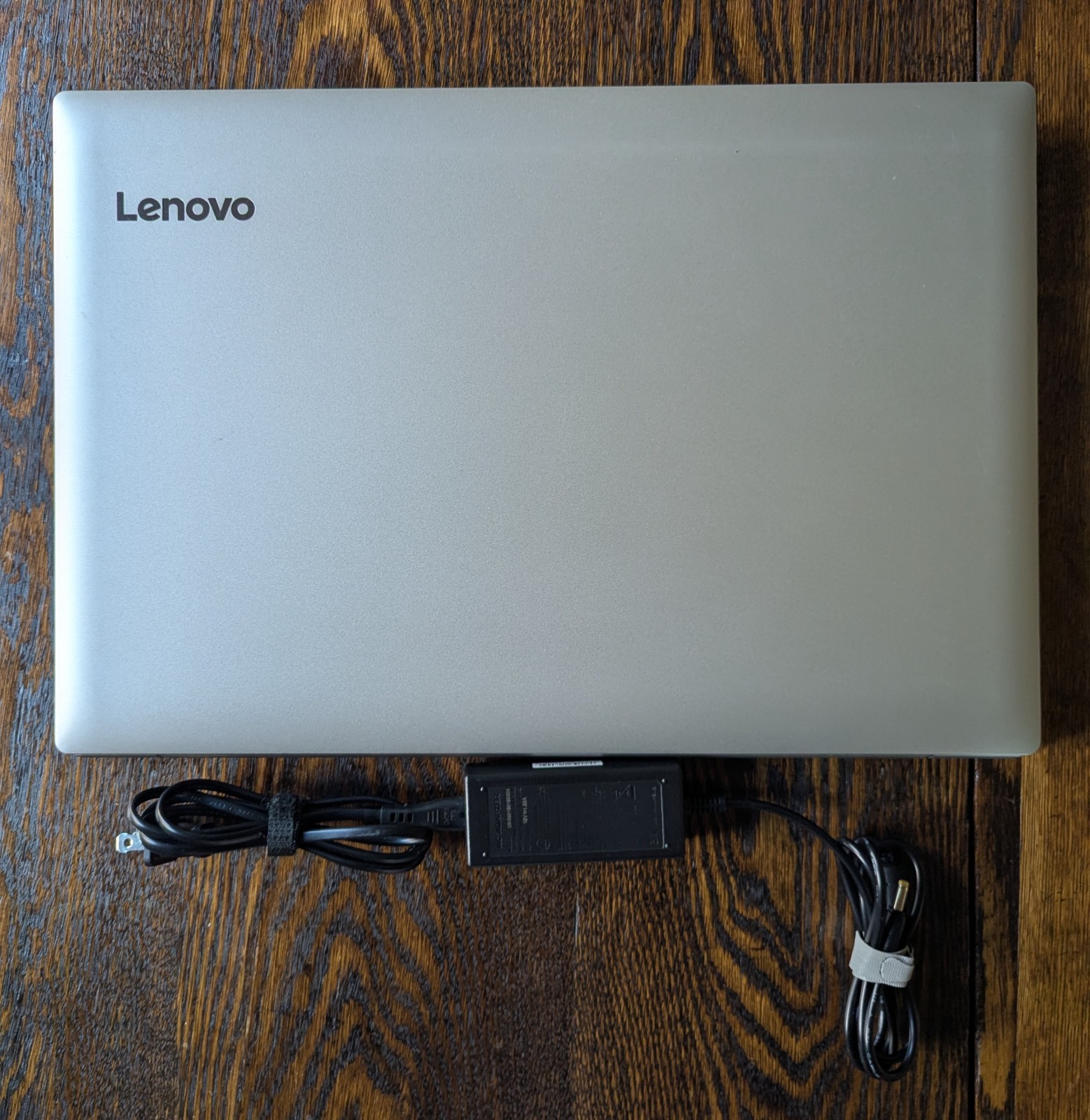 Lenovo Ideapad 320-17IKB 17.2in 1 TB HD 8 GB RAM i5-7200U Notebook Computer