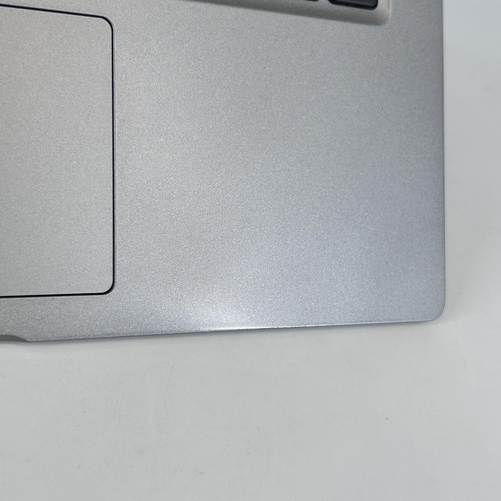 Dell Latitude 5450 14 Gray FHD 1.6 GHz Ultra 5 135U 32GB 512GB SSD Very Good