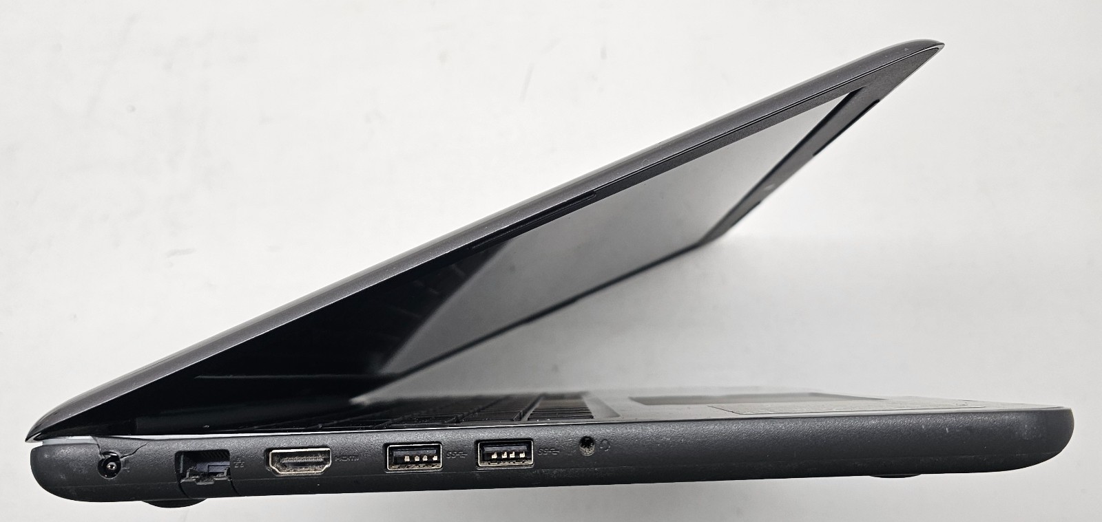 Dell Inspiron 15 5567 Laptop Intel Core i5-7200U 8GB RAM 1TB HDD No OS (FL)