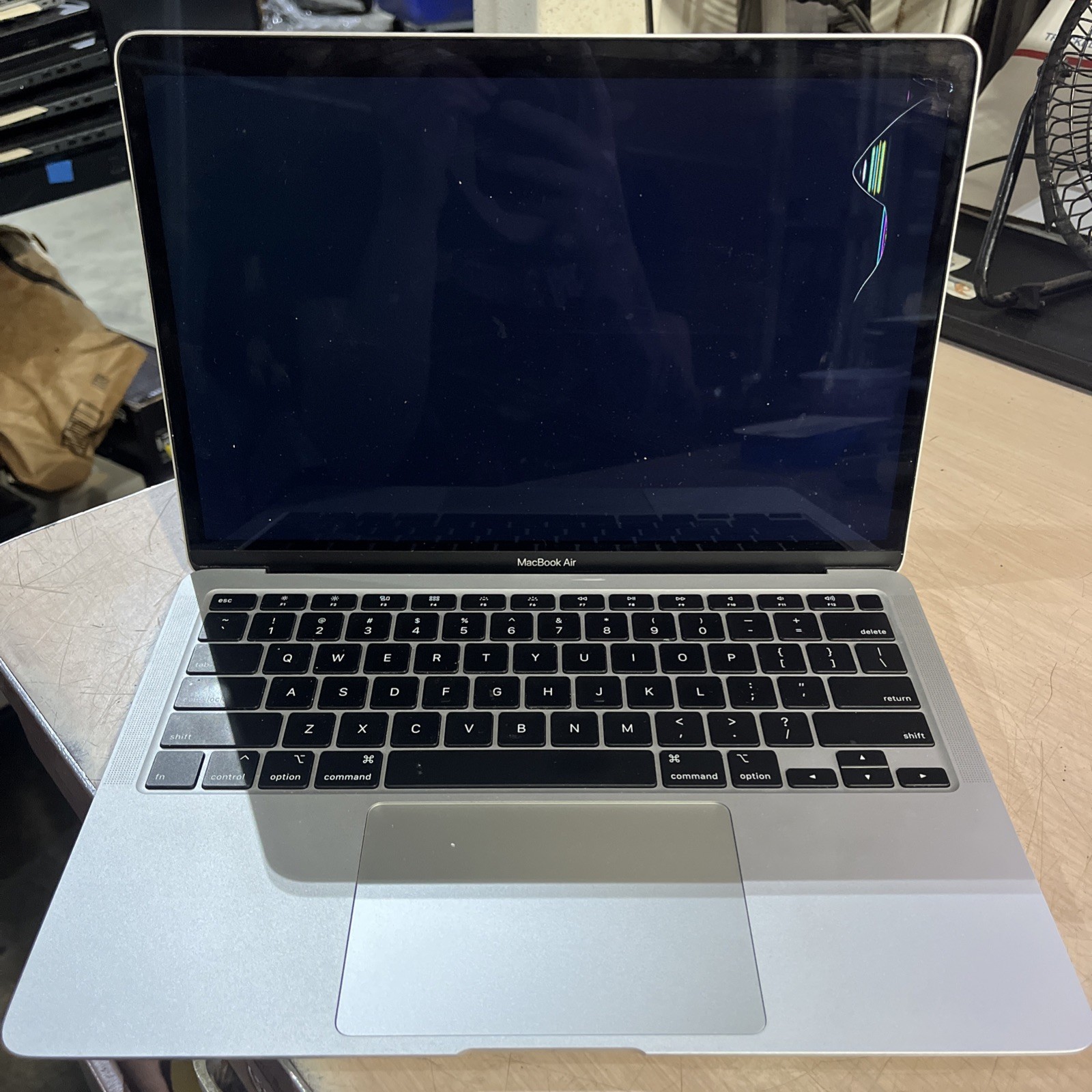 APPLE MACBOOK AIR 13″ SCISSOR, 2020 CORE I3-1000NG4 1.1GHZ 8GB RAM 256SSD ,