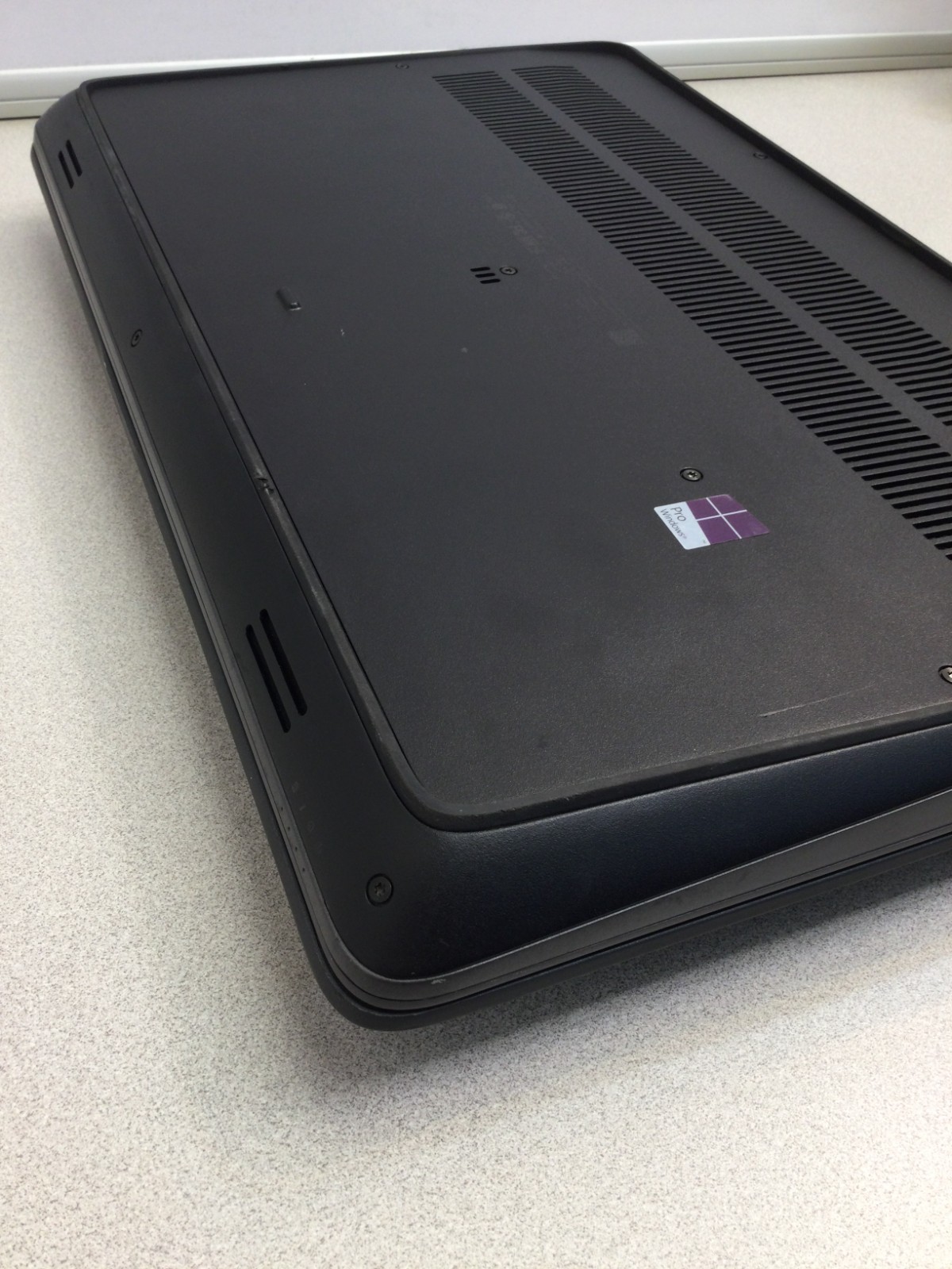 HP ZBook 17 G3 core i7 6th gen 2.60ghz 256GB SSD 8GB RAM 17.4” WIN 11 PRO