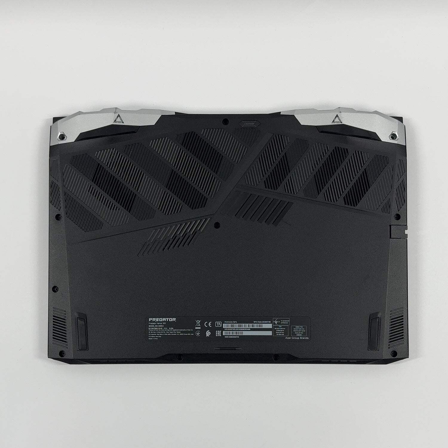 Broken Acer Predator Helios 300 i7-10750H 16GB RAM 512GB SSD GTX 1660 Ti READ