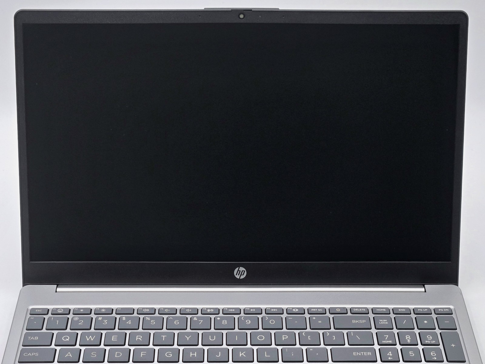 HP Laptop 15-fc0245dx 15″ HD Touch RYZEN 5 7520U 256GB SSD 16GB W11