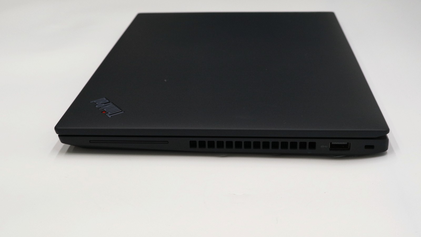 Lenovo ThinkPad T14 Gen 3 14″ i7-1265u 32GB 512GB – Very Good