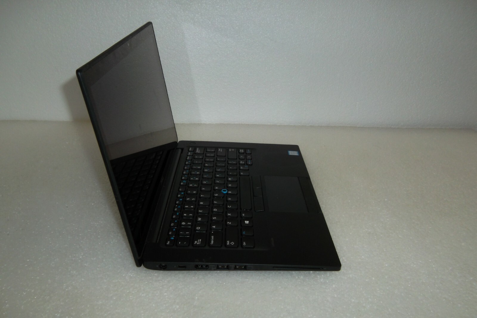 Dell Latitude 7480 Intel i7-7600U 2.80GHz 16GB Wi-Fi BT 512GB Webcam 1080p Touch