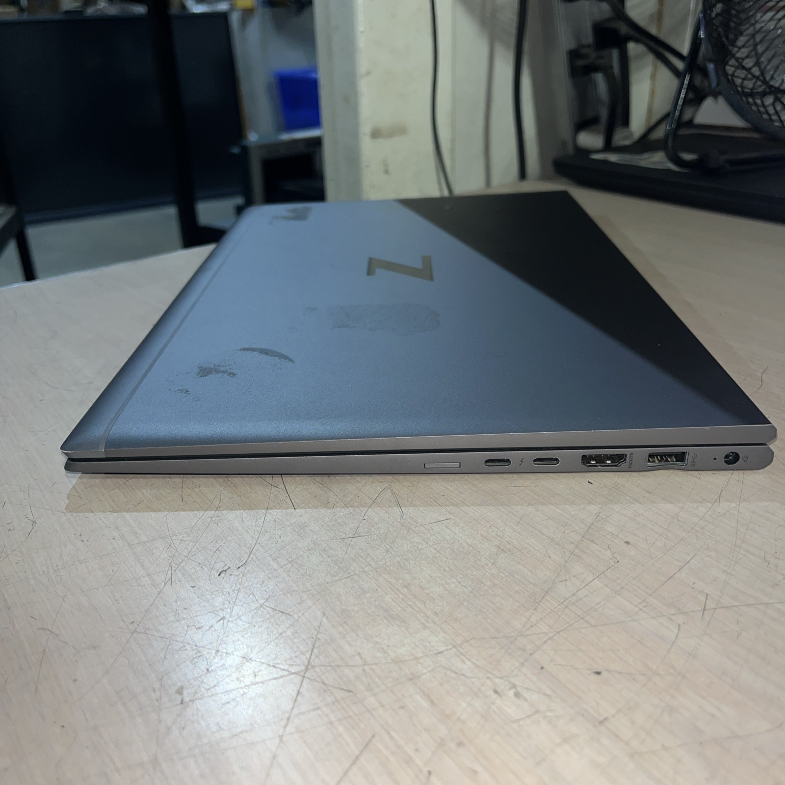 HP ZBOOK FIREFLY 15 G7 INTEL CORE I7-10510U 1.80GHZ 8GB RAM NO HD