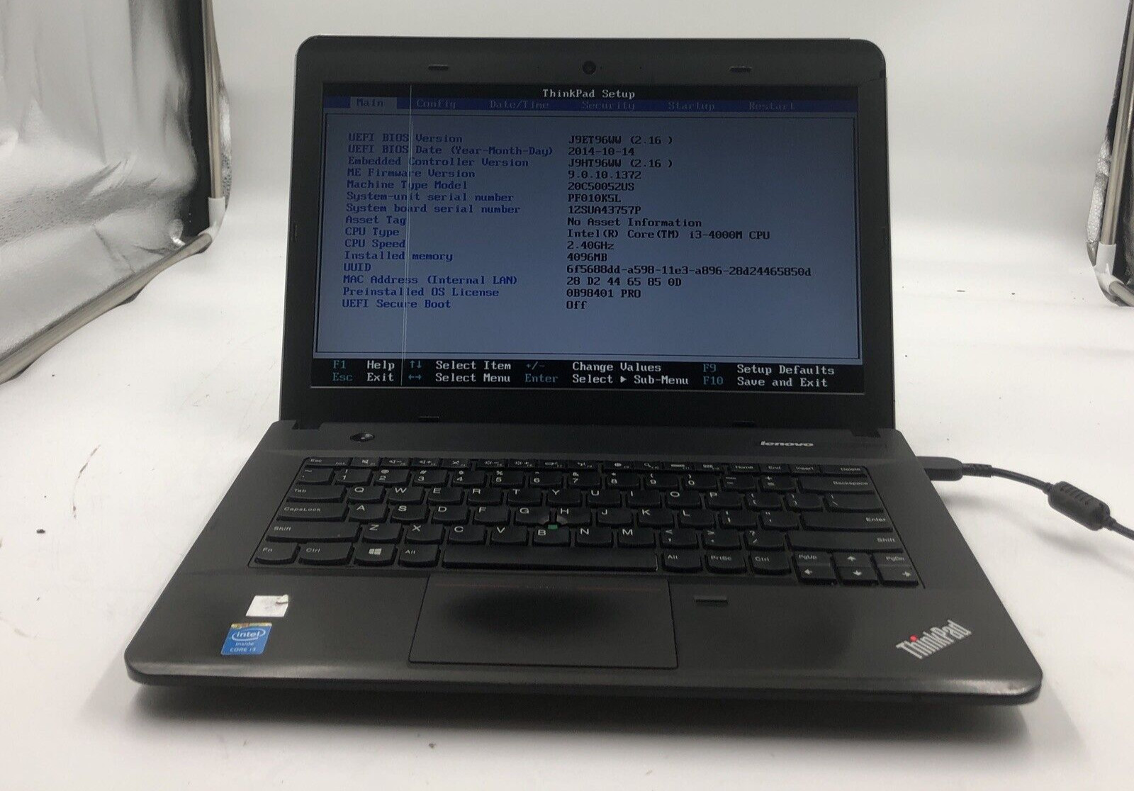 Lenovo Thinkpad E440 Laptop i3-4000M 2.4 4GB NO HDD/OS Bad Display/Keyboard PART