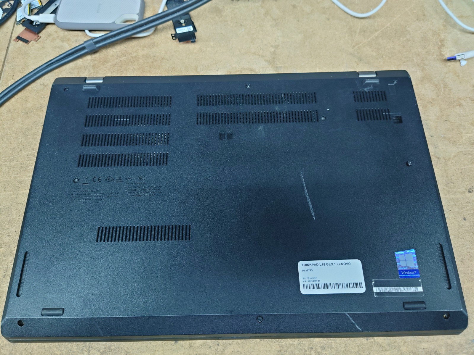 Lenovo ThinkPad L15 Gen 1 15.6″ FHD i7-10510U 16GB RAM No OS/SSD