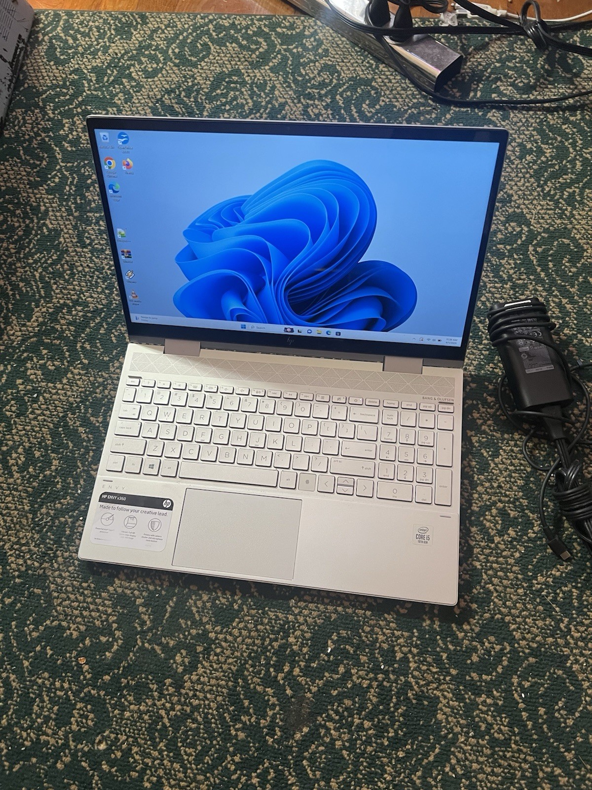 HP ENVY X360 15.6 Touchscreen Laptop | Core i5-1035G1 | 256GB SSD | 8GB RAM