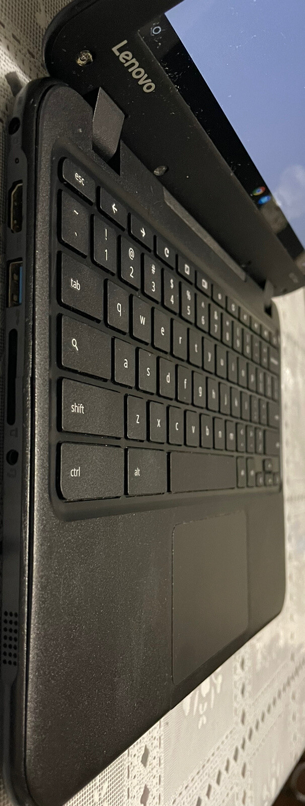 Lenovo N22 Touch, Laptop Chromebook 11.6″ Intel Celeron N3060 4 GB -16 GB HDMI 