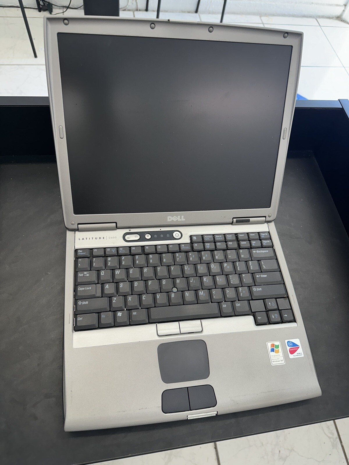 Dell Latitude D600 – 14” Laptop