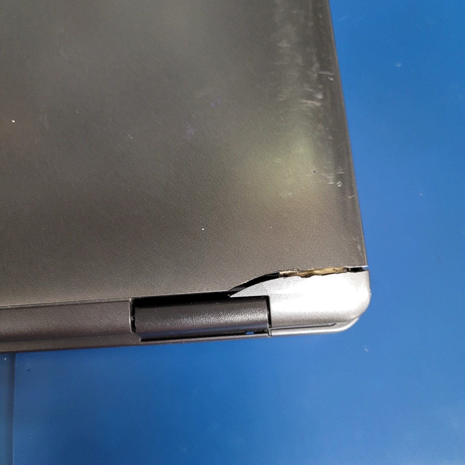 Acer Extensa 5620-4020 Intel Pentium T2370 @1.73GHz No HDD No Charger