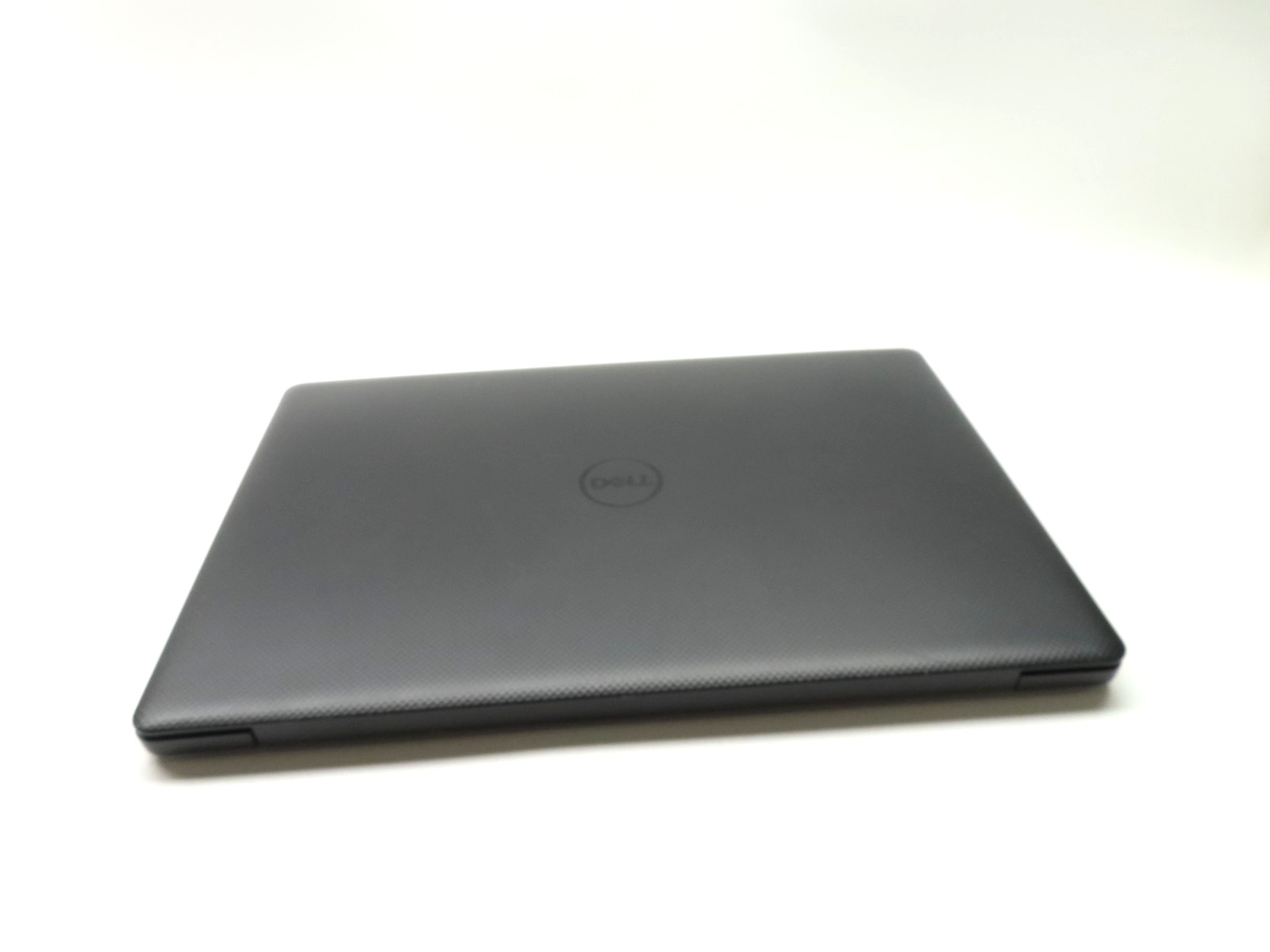 Dell Vostro 3590 15.6″ Intel Core i5-10210U 1.60GHz 16GB RAM 256GB SSD