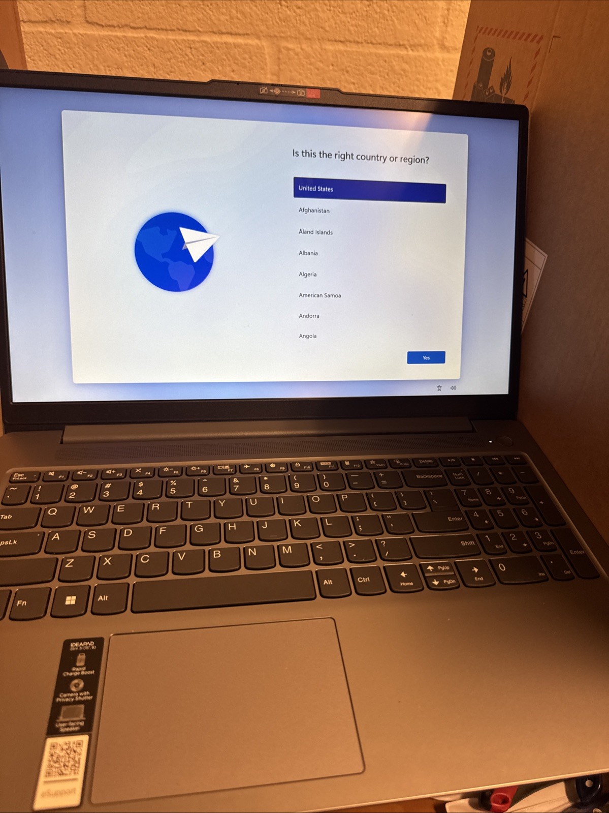 Lenovo IdeaPad Slim 3i 15.6″ Laptop Intel Processor N100 128 SSD (new open seal)