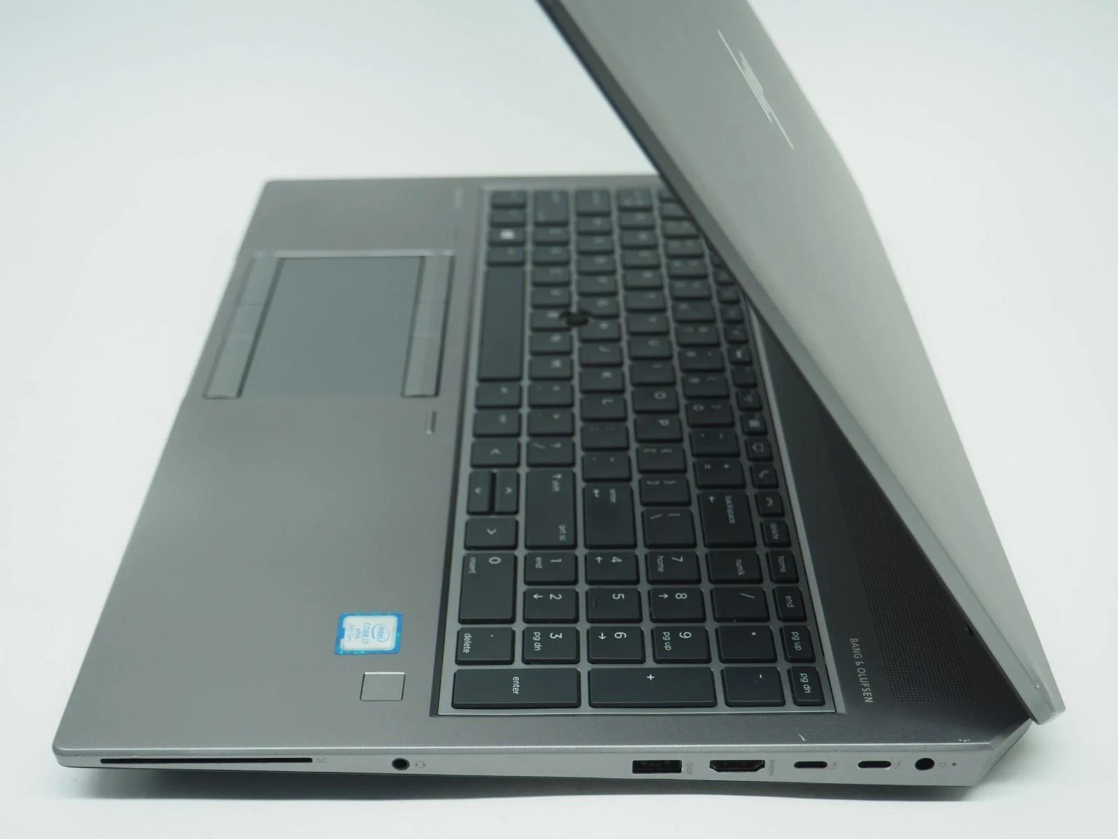 HP ZBook 15 G5 i7-8850H 16GB 512GB SSD Nvidia P1000 1920×1080 Win11 Office 2021