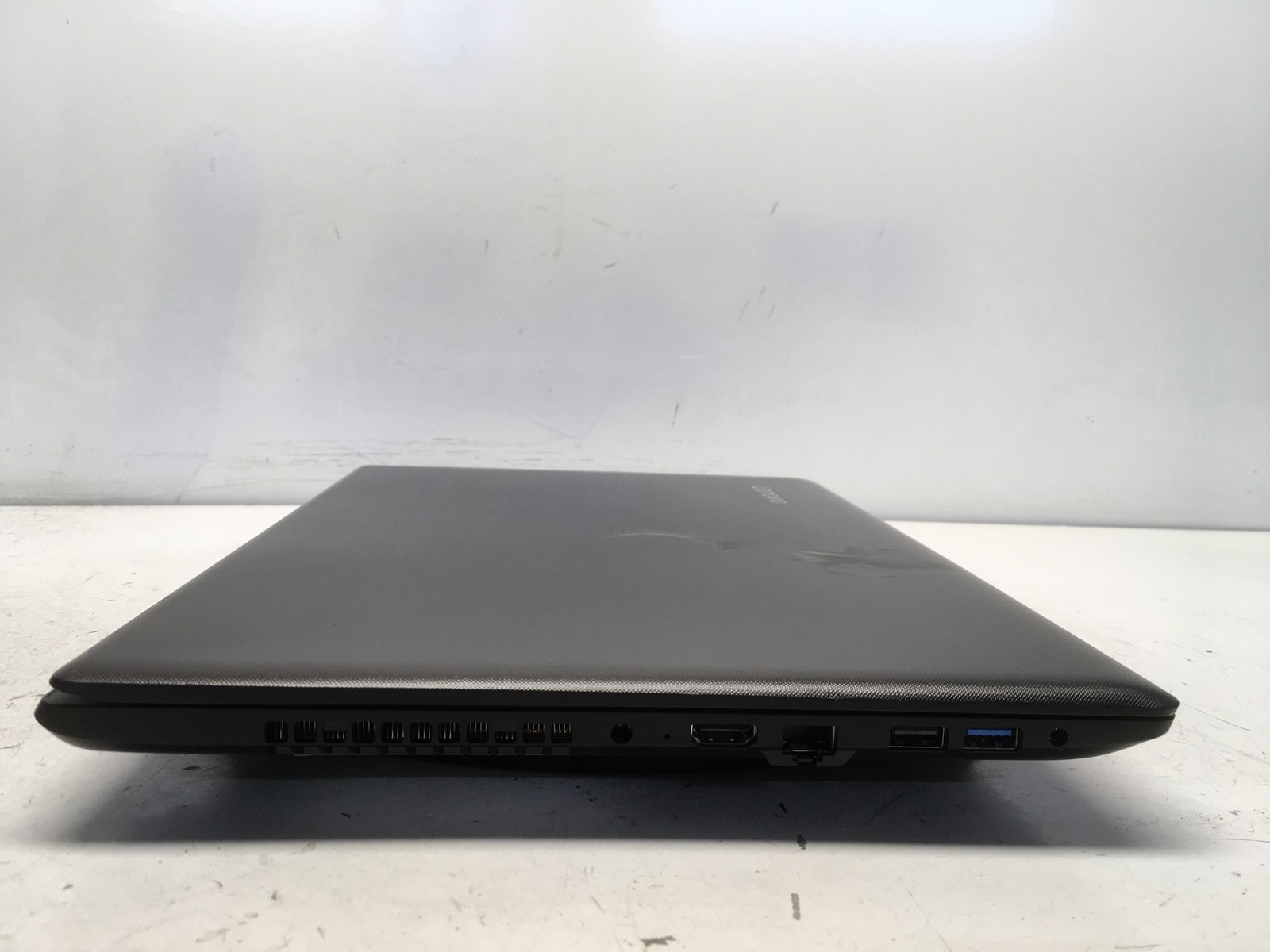 Lenovo IdeaPad 110-15ACL AMD A4-7210 1.8GHz 4 GB NO HDD No Batt