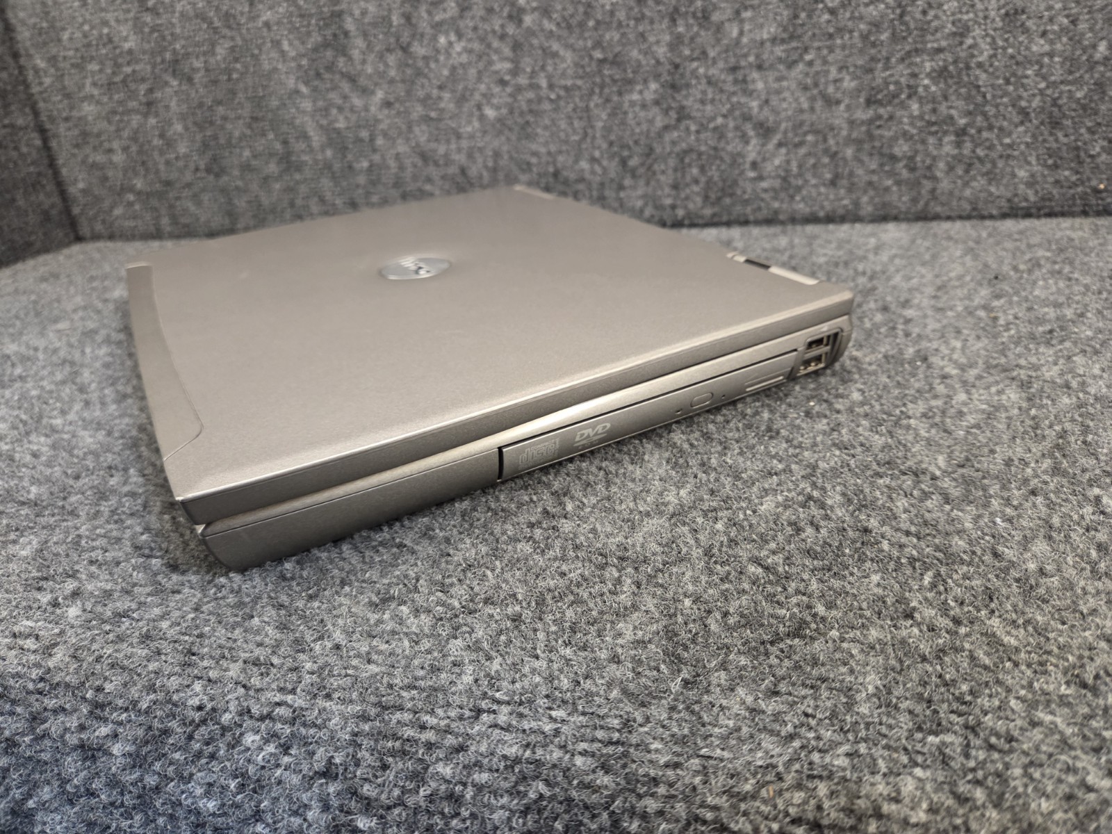 Dell Latitude D610 Intel Pentium M 1.73MHz 512Mb RAM, No HD No OS
