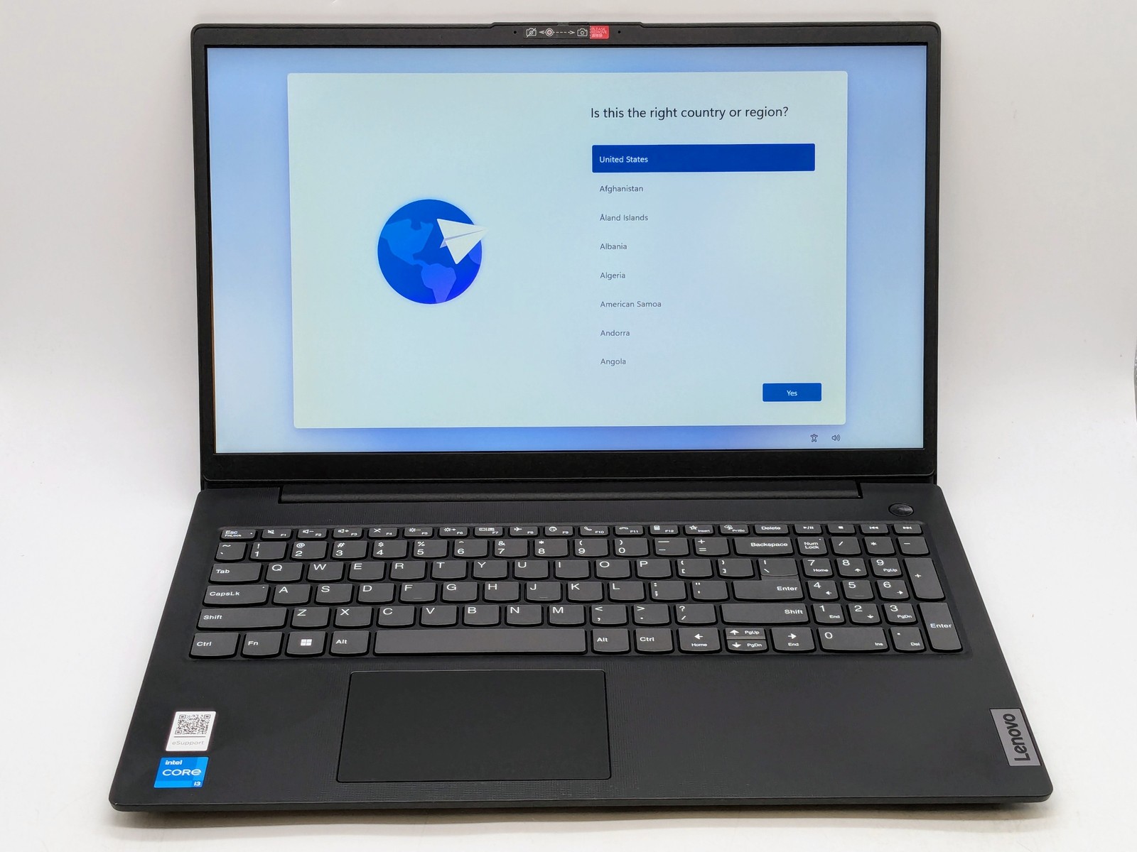 Lenovo V15 G4 IRU 15″ FHD 13TH I3-1315U 256GB SSD 8GB W11P Webcam