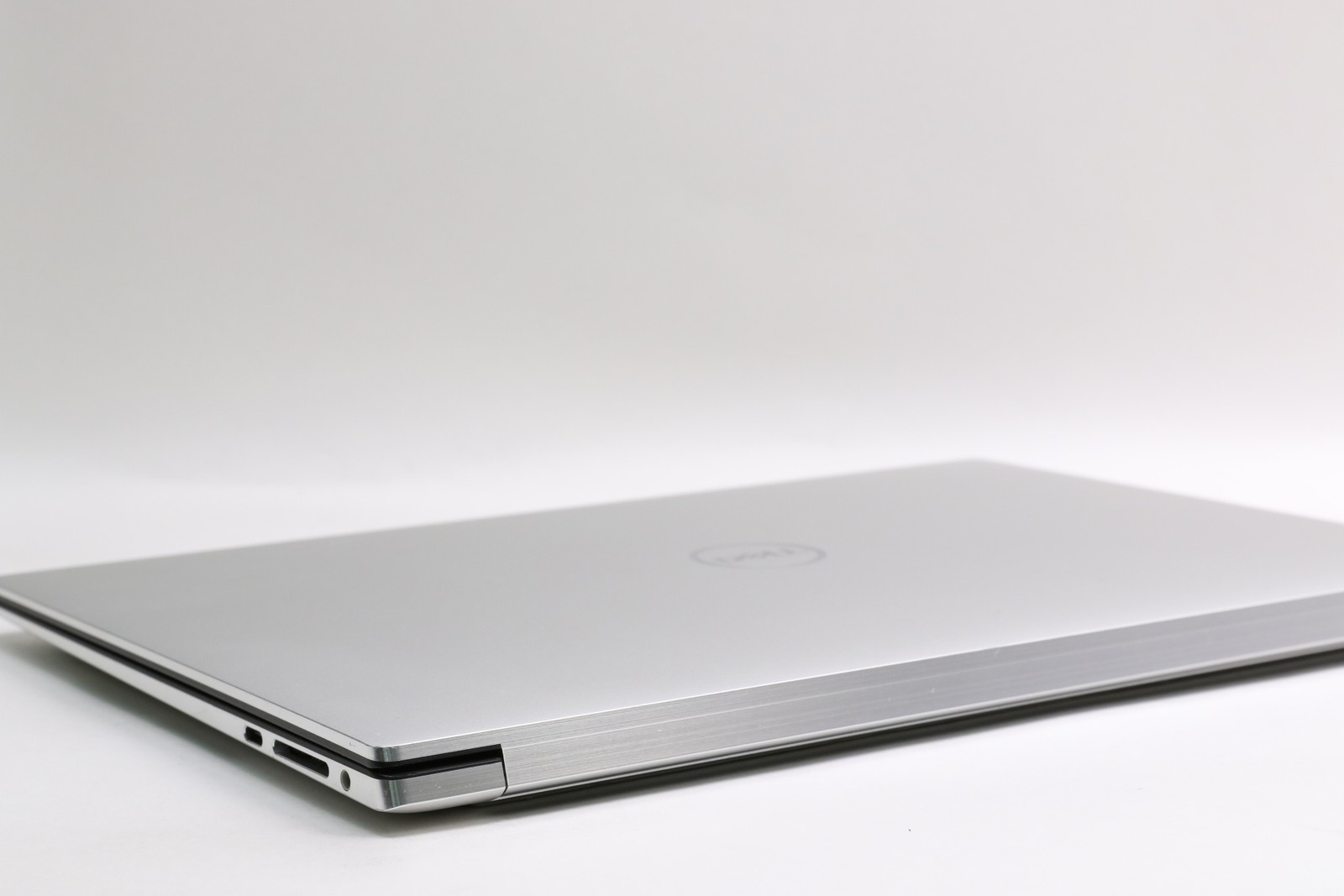 15″ Dell XPS 15 9530, i7-13700H, 32GB, 1TB, RTX 4050, Touch