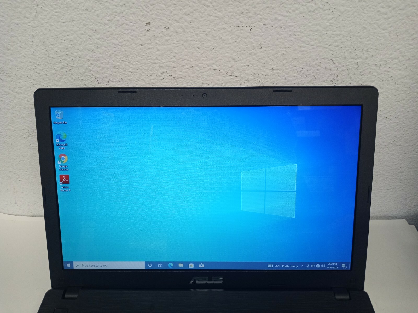ASUS NOTEBOOK X551M. Intel Celeron N2815 @ 1.86GHz 4GB RAM 500GB HDD DVD Win10