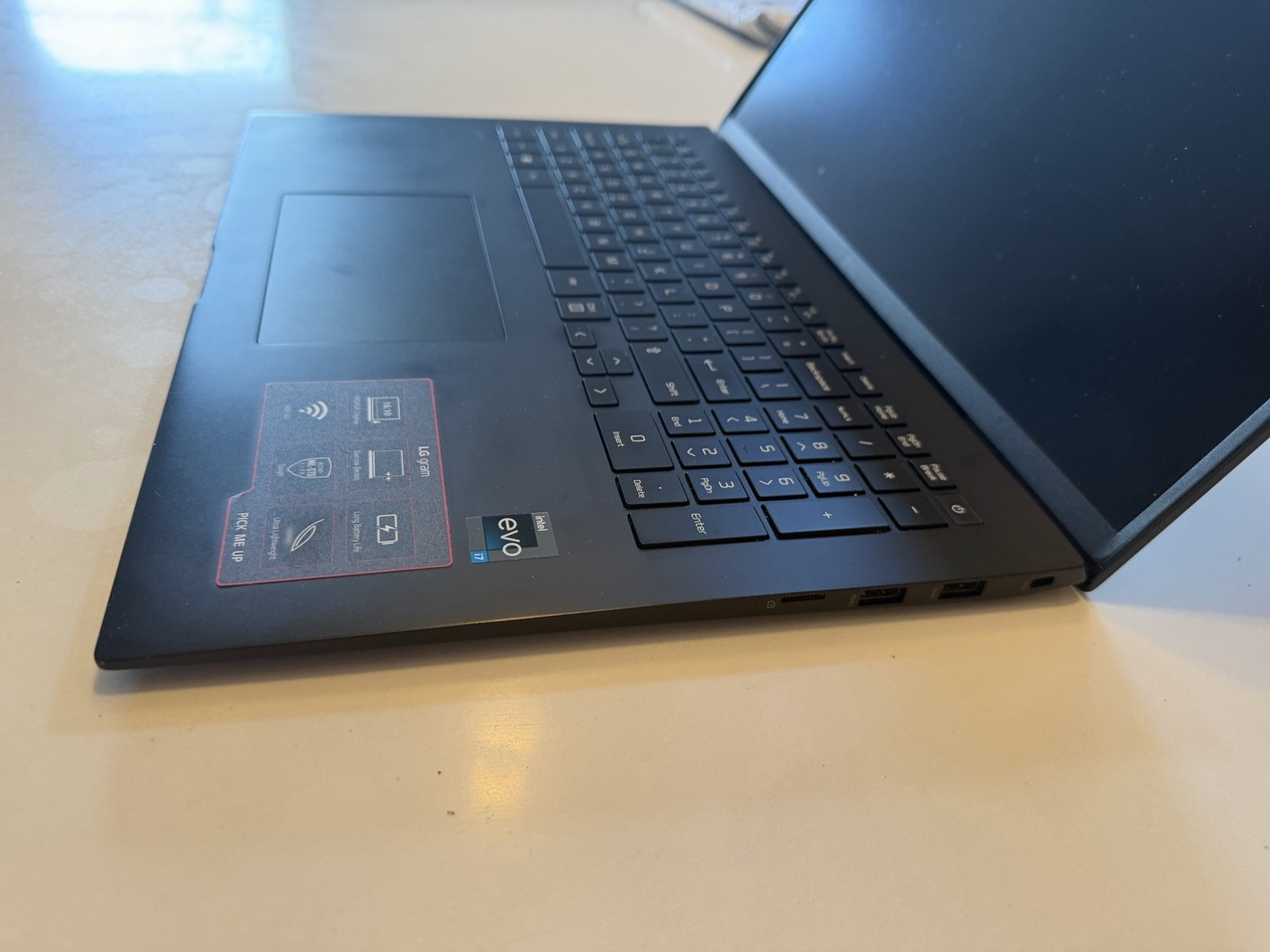 LG Gram 17″ Intel EVO Platform i7-1360P 16GB RAM 2560×1600 Display Laptop AS IS