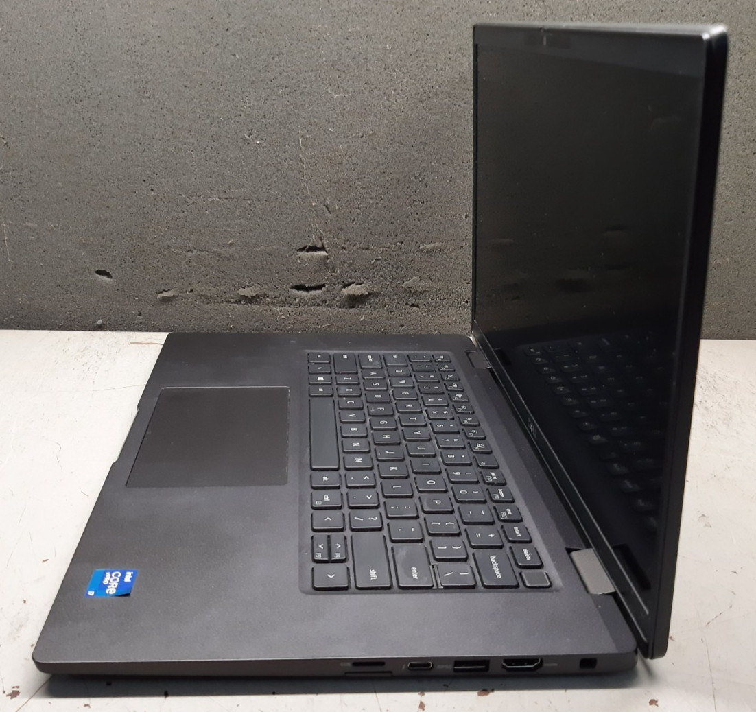 Dell Latitude 7520 15.6″ i7-1185G7 16GB RAM 256GB SSD Windows 11