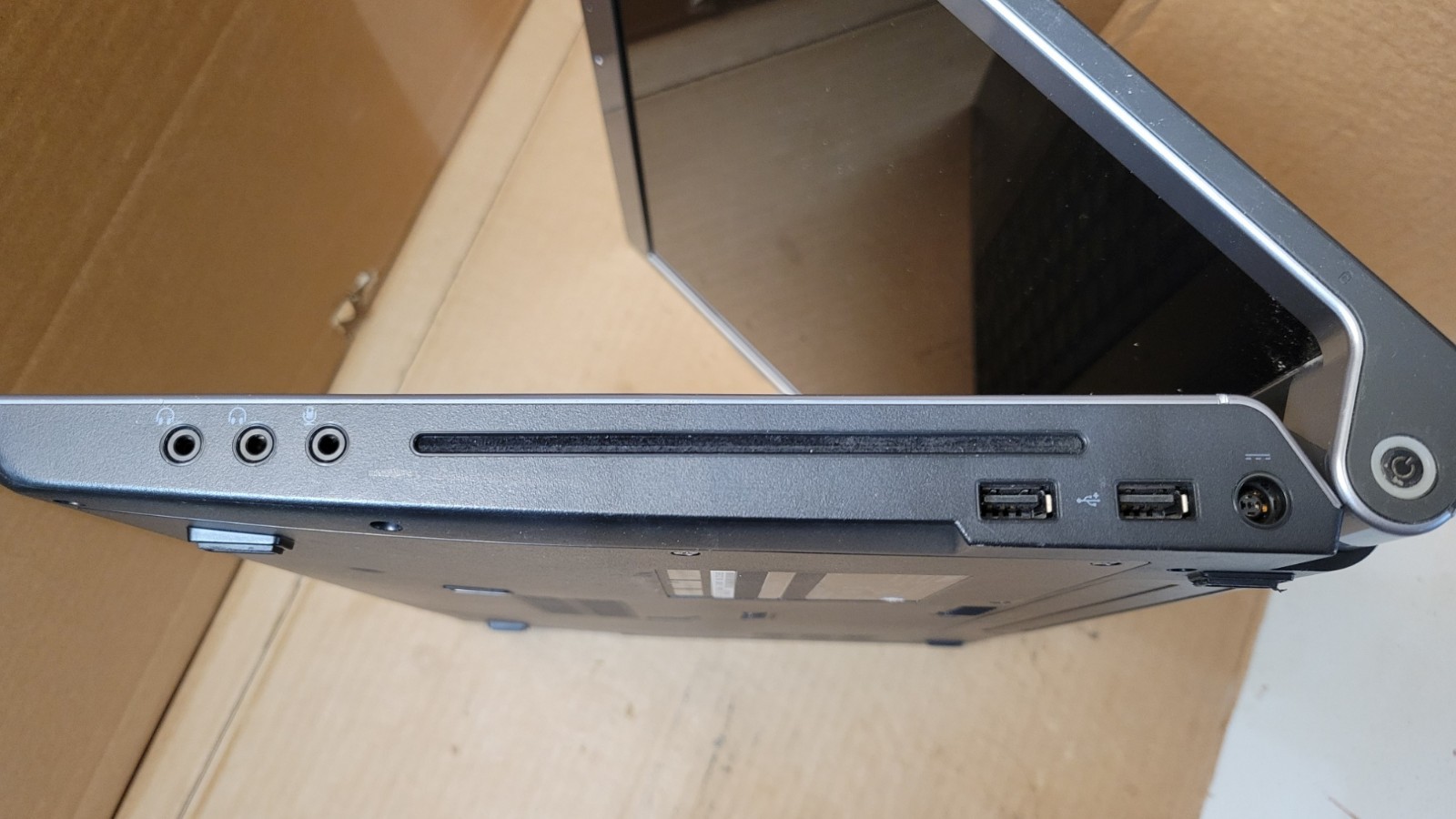 Dell Studio 1737 Laptop | Intel Pentium T4200 2GHz | 4GB Ram | 240GB HDD Win 10