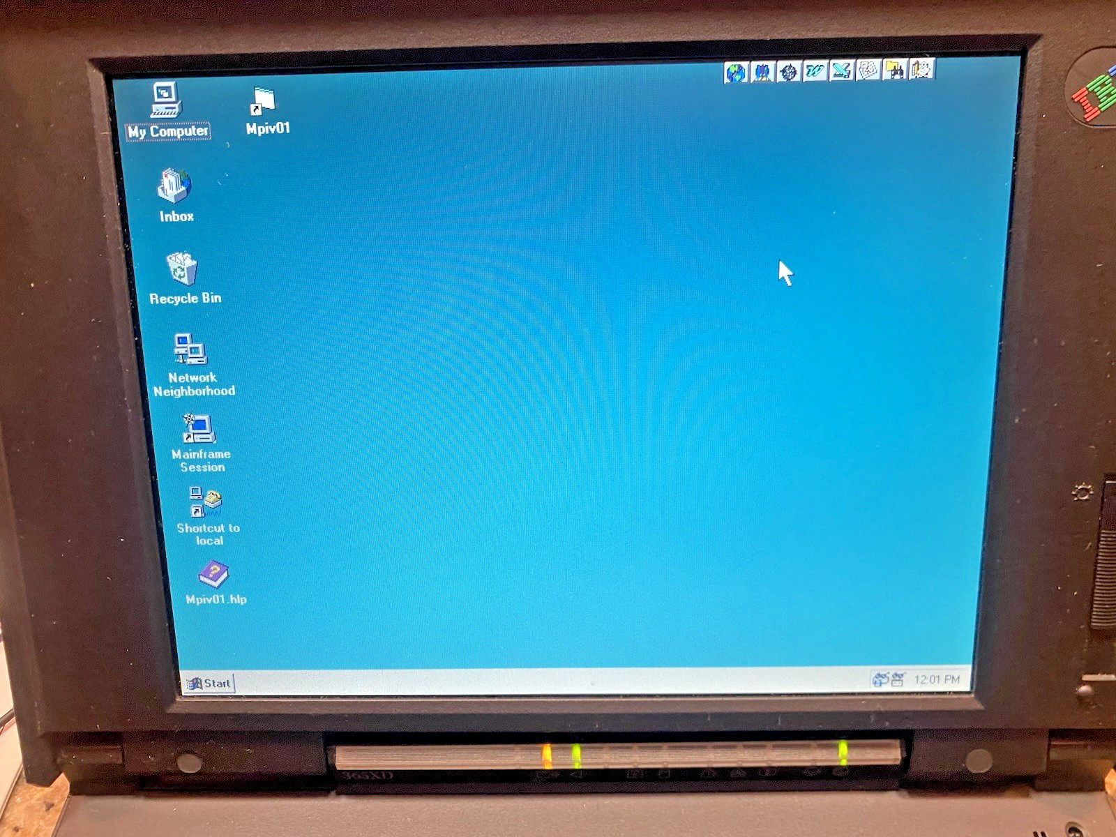 Rare Vintage IBM ThinkPad 365X  LAPTOP WINDOWS 95