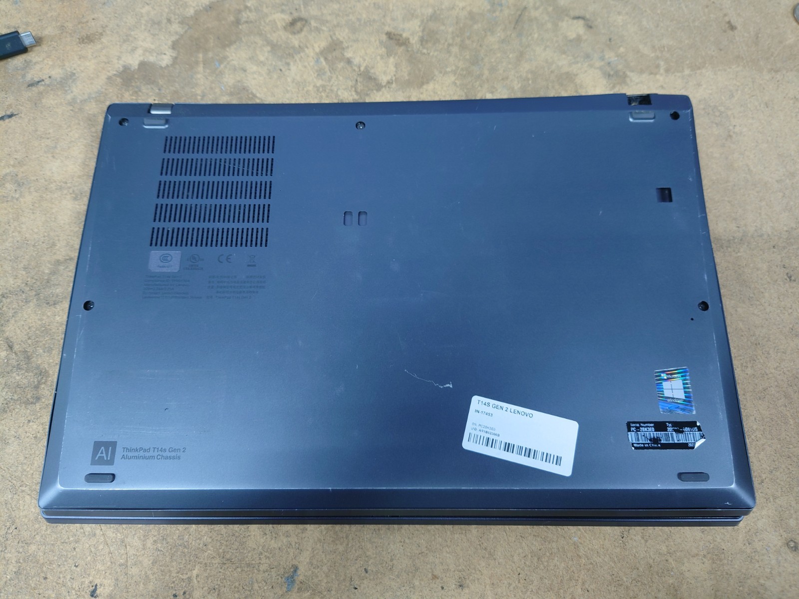 Lenovo ThinkPad T14s Gen 2 14″ FHD Touch i5-1135G7 16GB RAM No OS/SSD