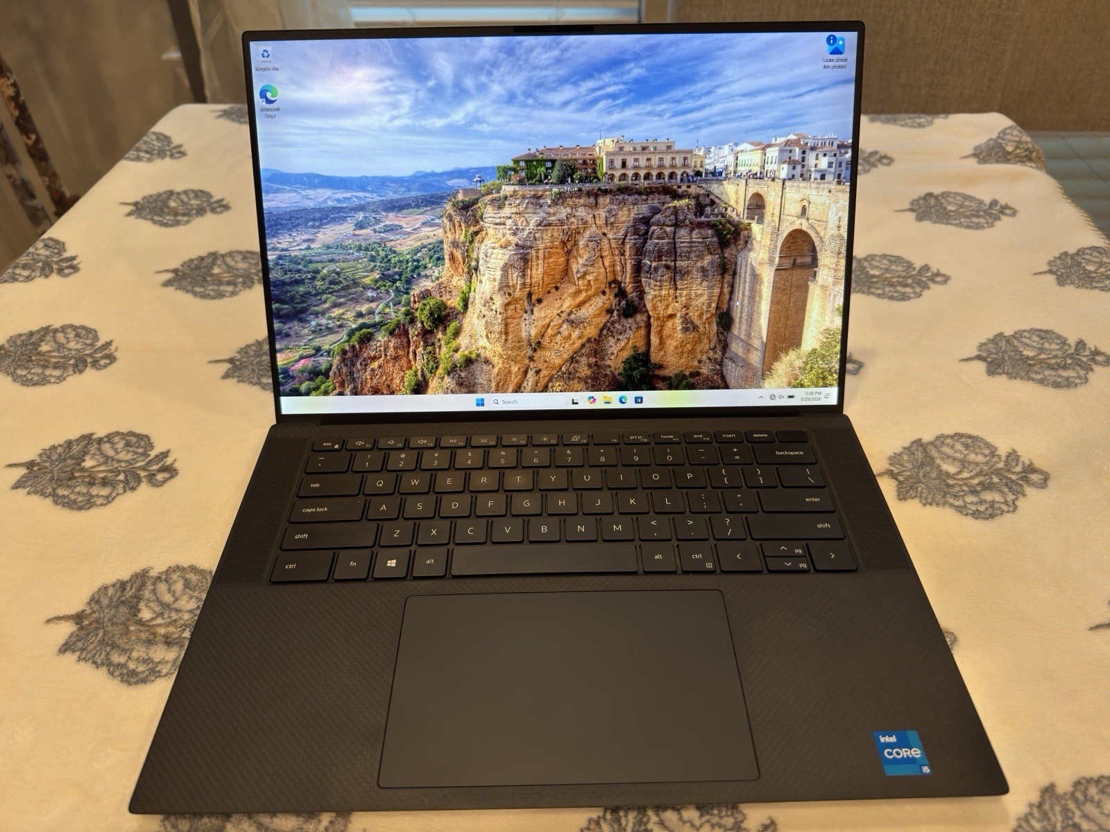 Dell XPS 15 9510 Silver FHD+ i5-11400H 2.70GHz 8GB RAM 512GB SSD Silver