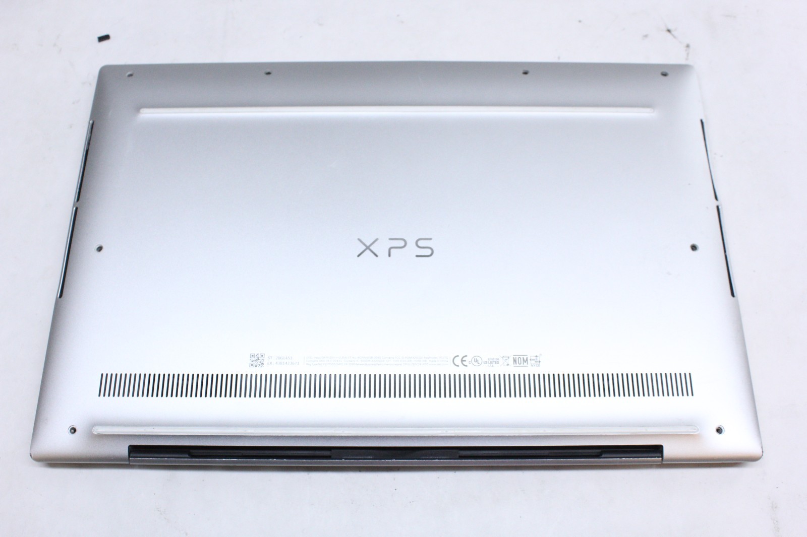 Lot of Two Dell XPS Laptops 9300 and 9365 *No SSDs, AS-IS for PARTS, READ*