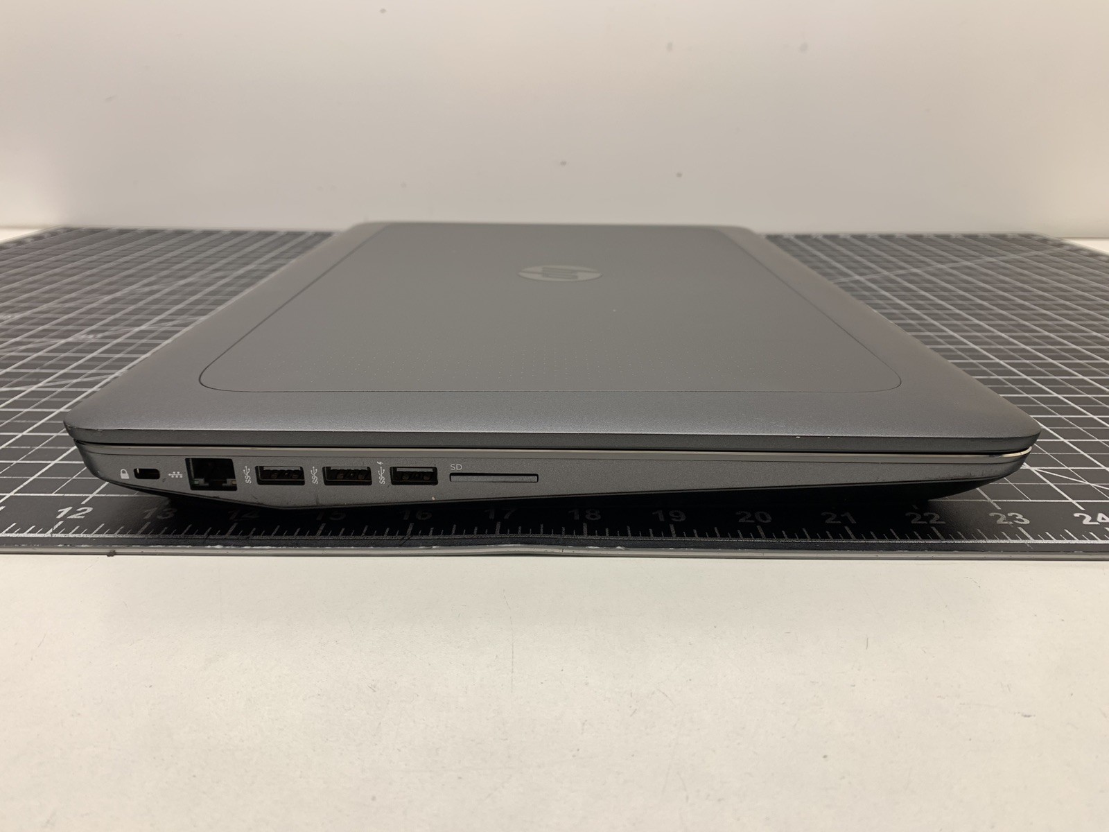HP ZBook 17 G3 Intel i7 6th Gen | 32GB RAM, NO SSD, NO BATTERY | Dead | #P244