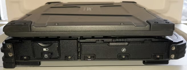 FULLY RUGGED GETAC B300 G5 i5 2.6GHz 16GB RAM – ONLY 5 HOURS USED