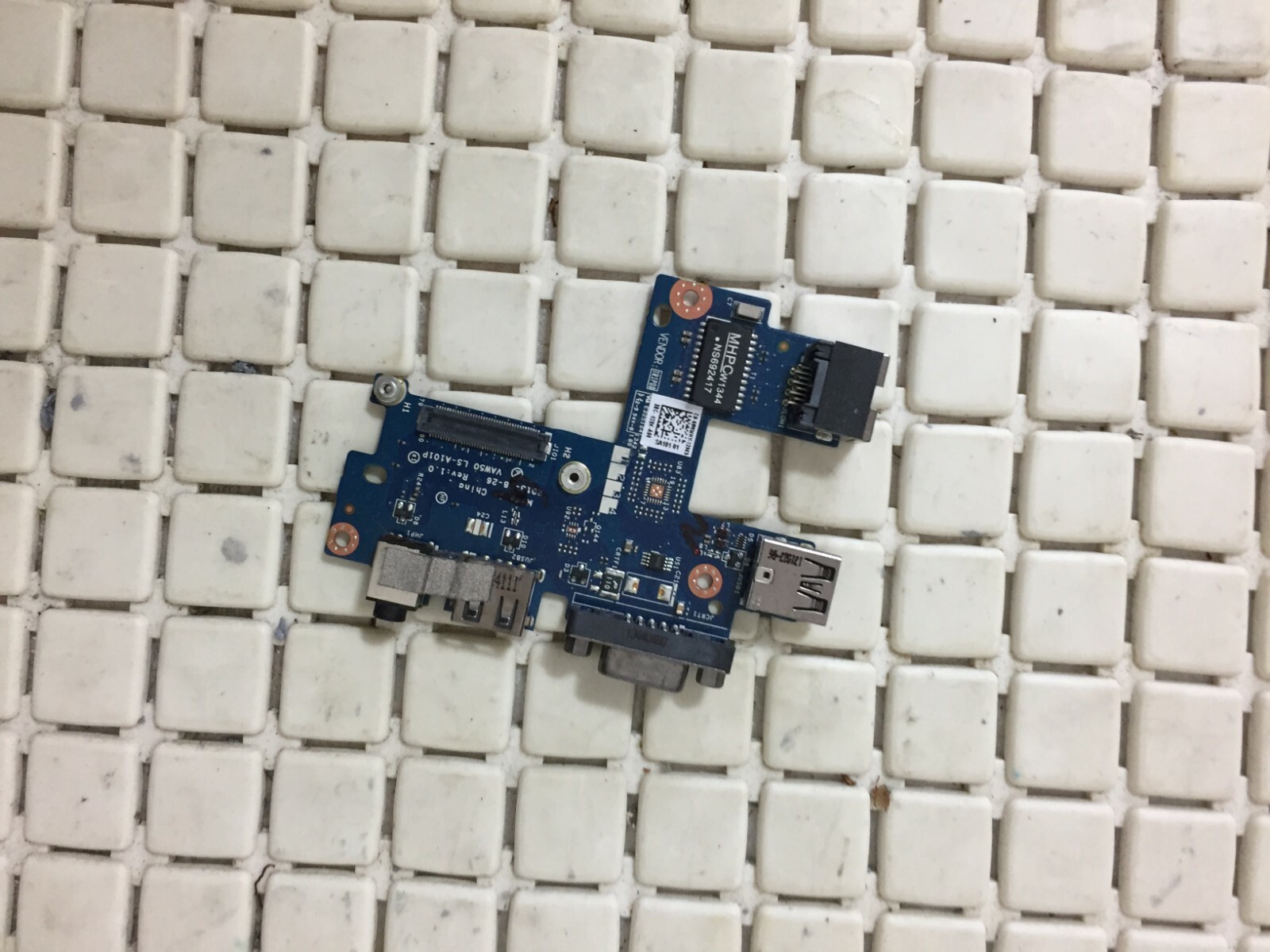 DELL LATITUDE E5540 VGA HDMI LAN CARD