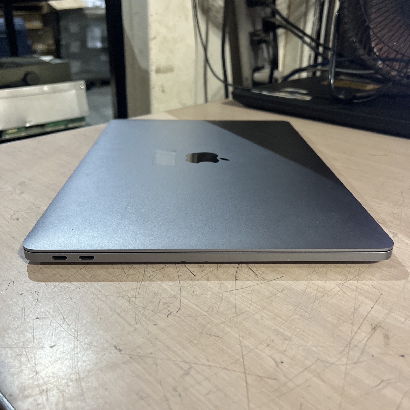 APPLE MACBOOK PRO 13″ MID-2017 CORE I5-7360U 2.3GHZ 8GB RAM NO HD