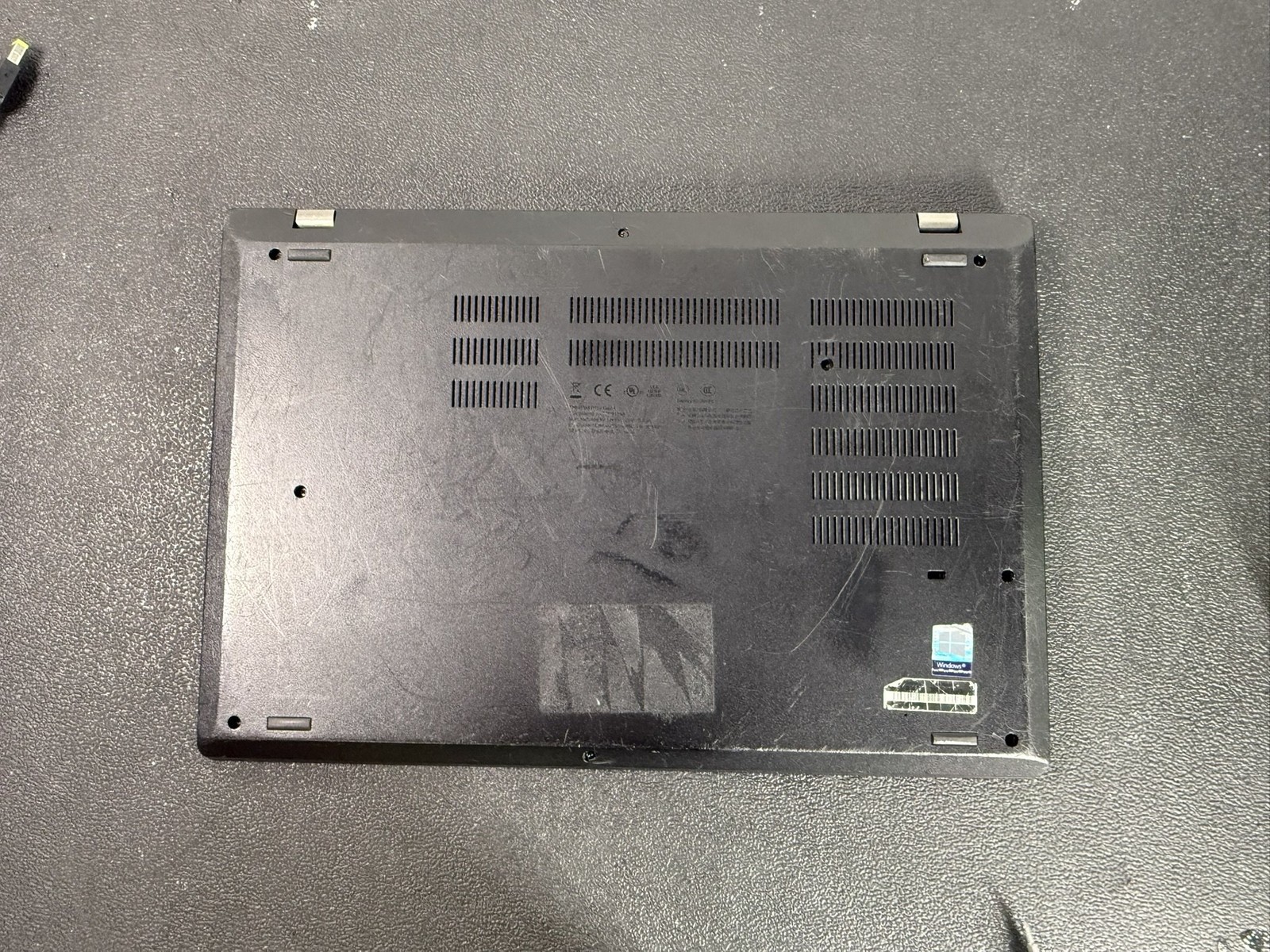Lenovo ThinkPad P15v Gen 1 i7-10850H 2.7GHz 32GB DDR4 NO SSD P620 Laptop – READ