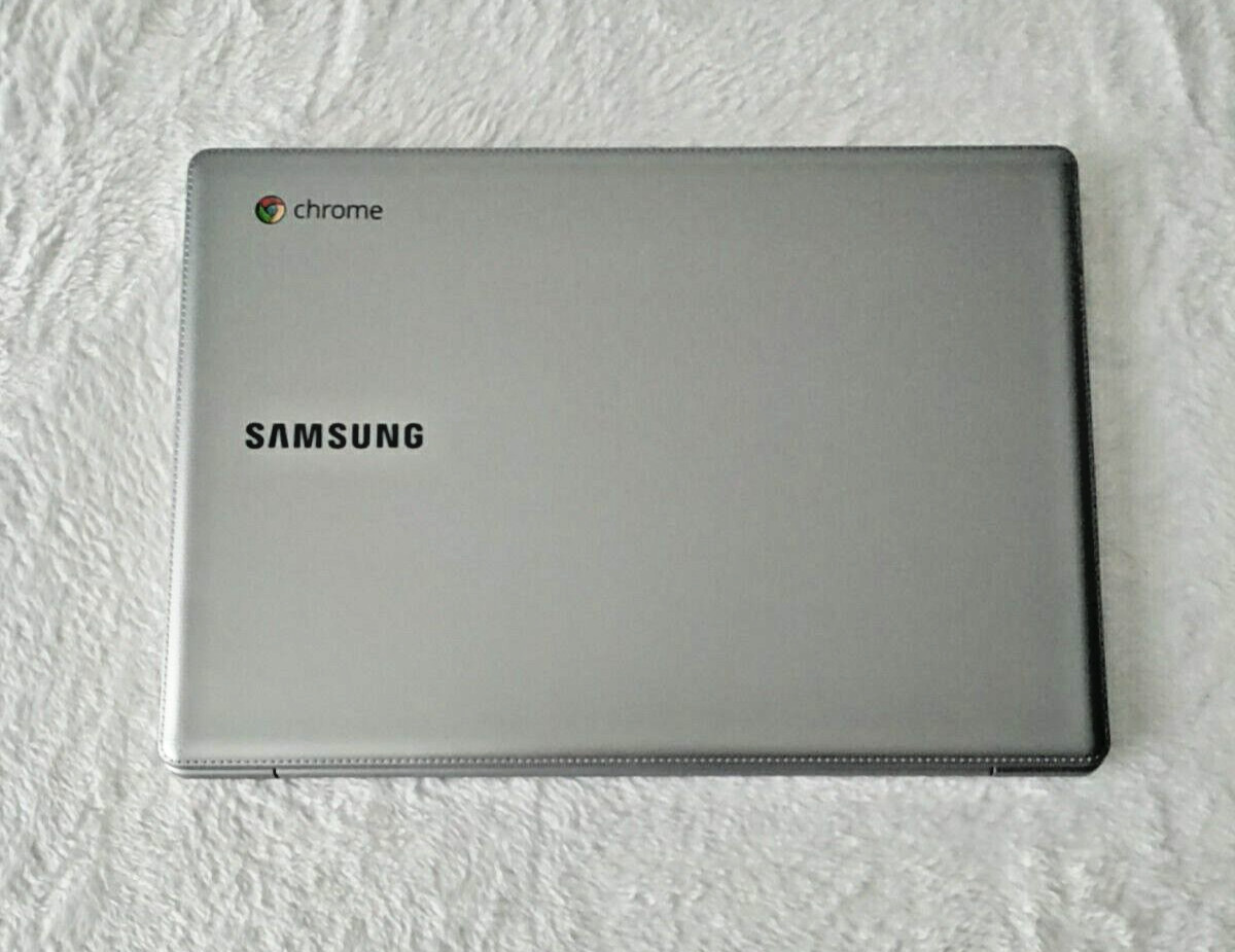 Samsung ChromeBook 2 Model: XE500C12-K01US 11.6″ Intel Celeron Sold As-Is