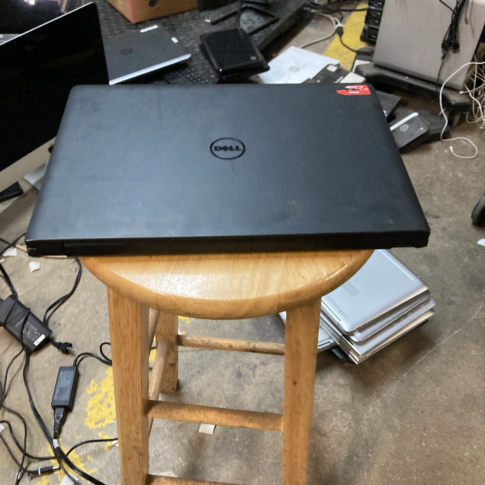 Dell Latitude 3460 i5-5200u 2.2GHz, 8GB Ram, 500GB HDD, Windows 10