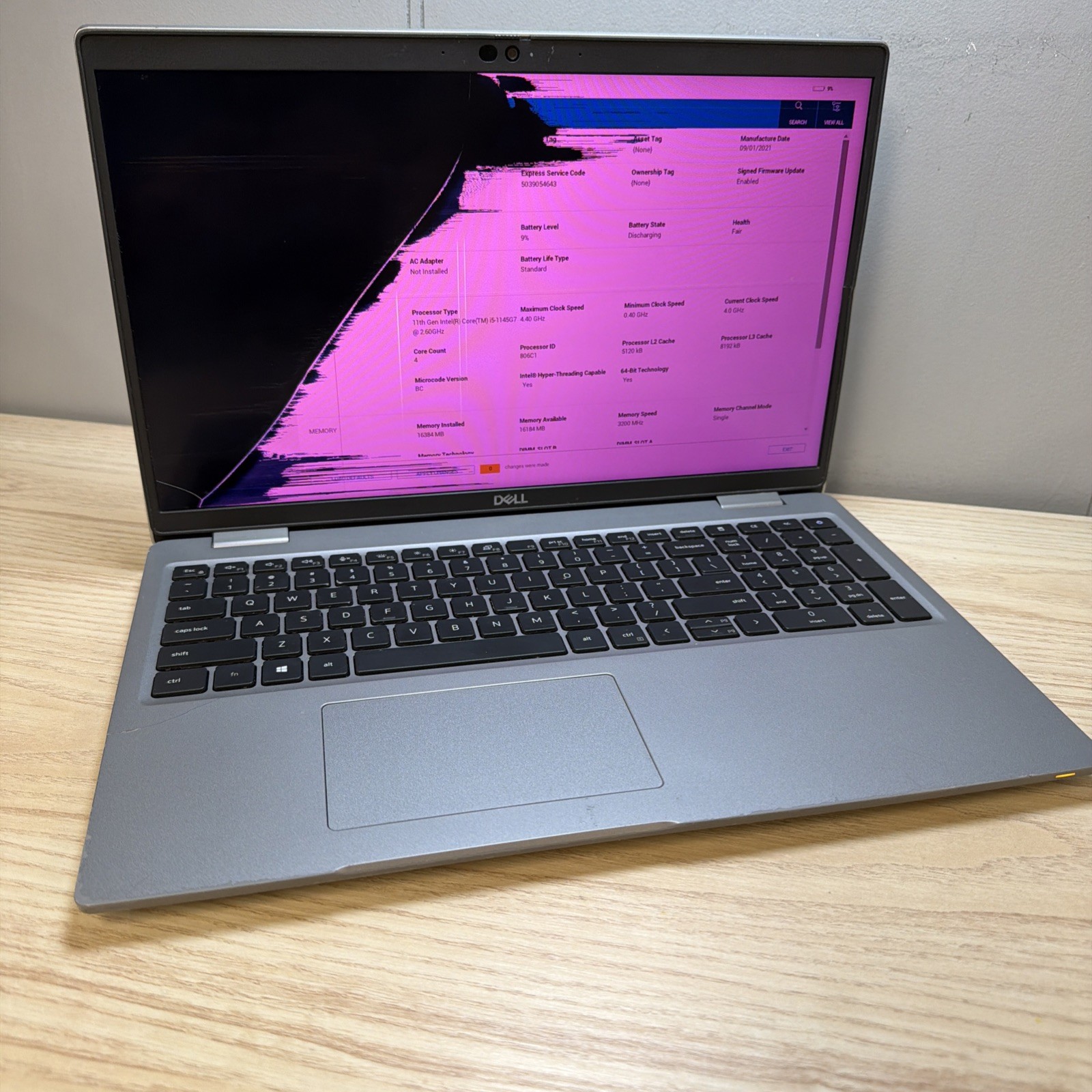 Dell Latitude 5520 i5-1145G7 16GB 512GB SSD 15″ FHD No OS – Broken Screen
