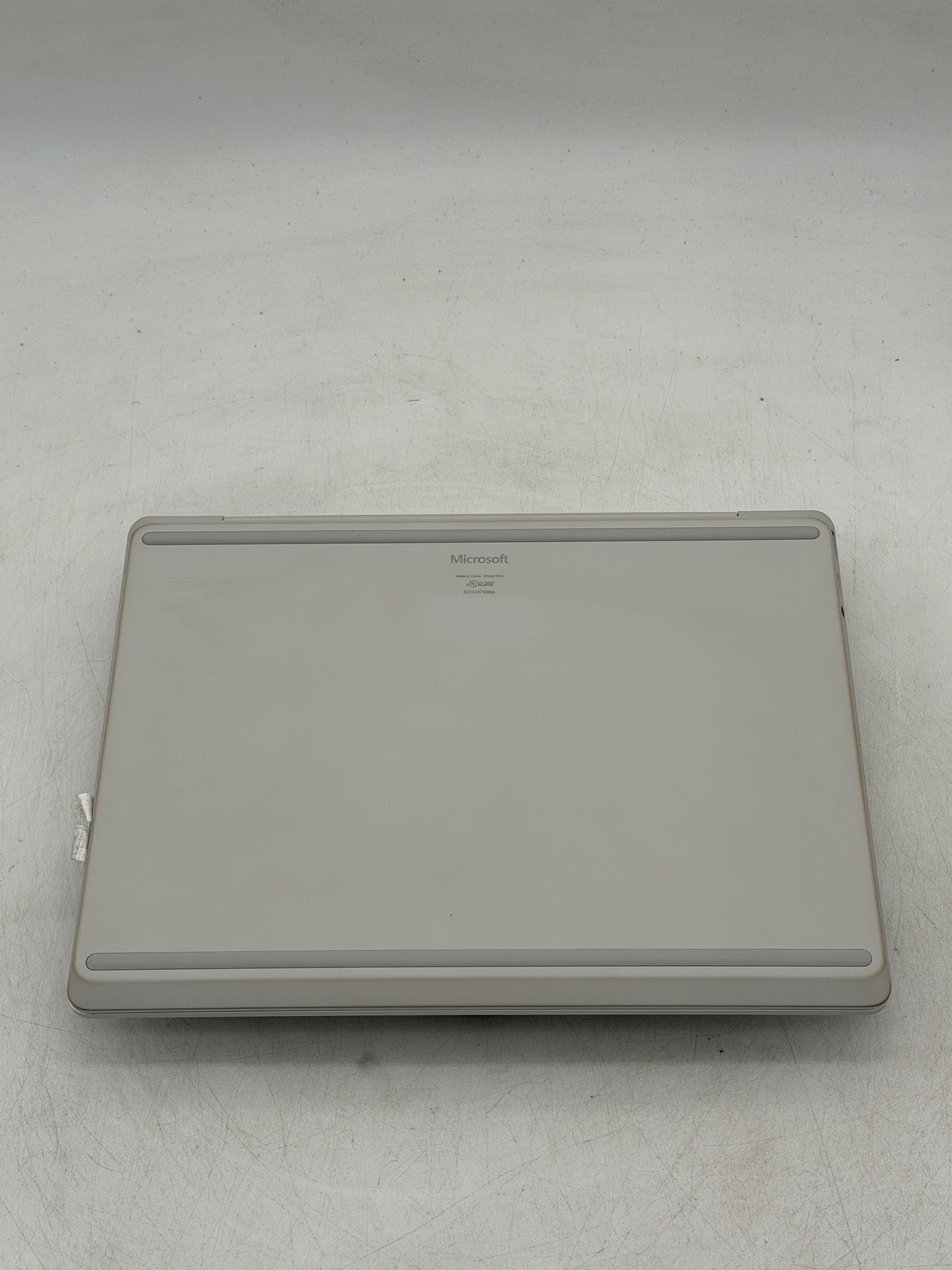 Microsoft Surface Laptop Go 12.3in i5-1035G1 16GB 256GB NO OS READ