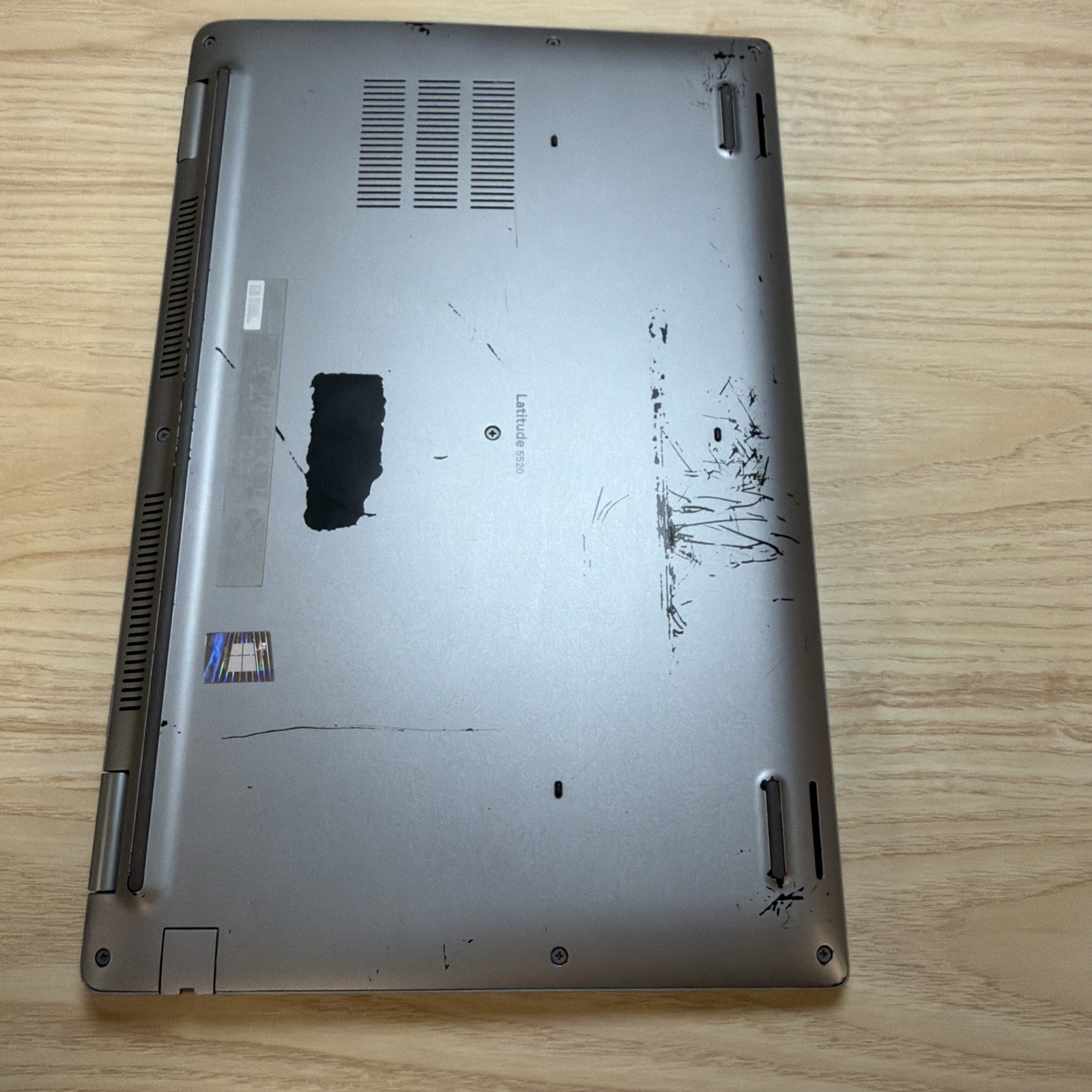 Dell Latitude 5520 i5-1145G7 16GB 512GB SSD 15″ FHD Win11